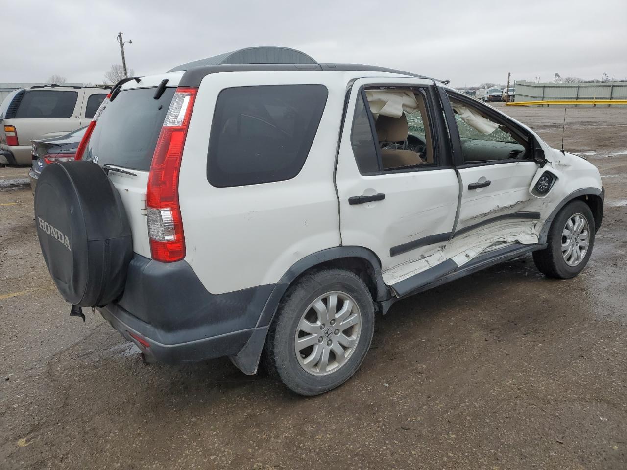 Photo 2 VIN: JHLRD68866C018828 - HONDA CR-V 