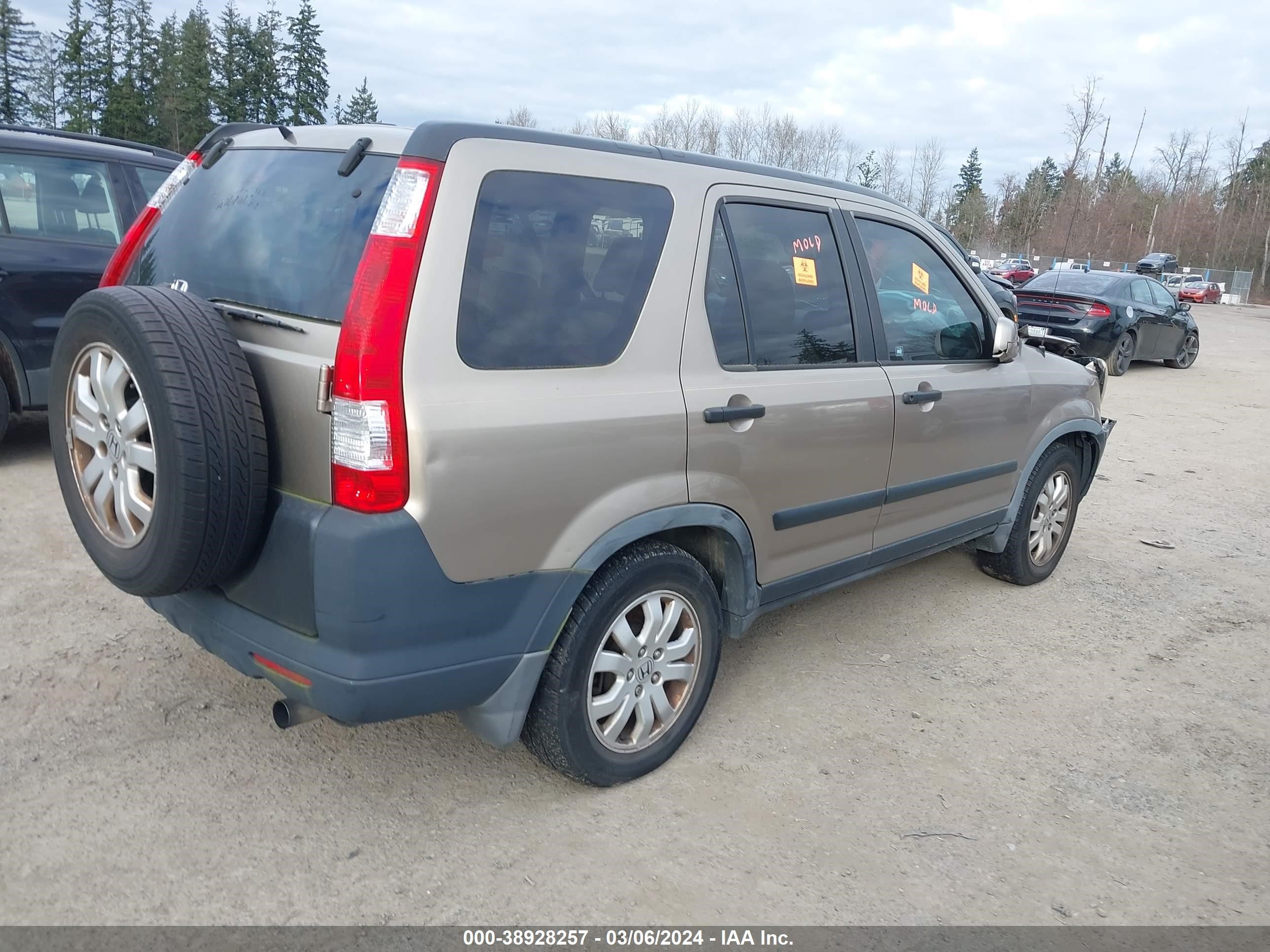 Photo 3 VIN: JHLRD68876C017591 - HONDA CR-V 