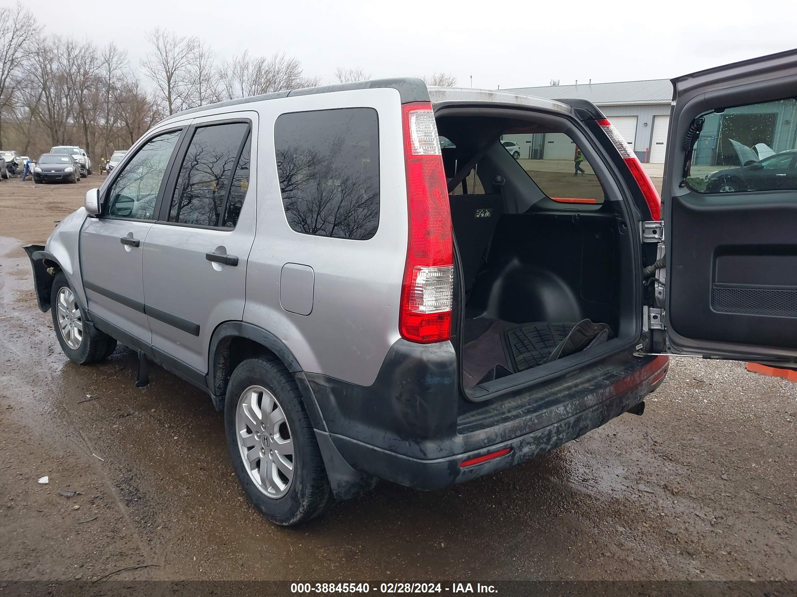 Photo 2 VIN: JHLRD778X5C052387 - HONDA CR-V 