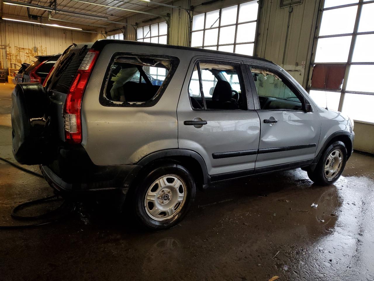 Photo 2 VIN: JHLRD78506C000840 - HONDA CR-V 