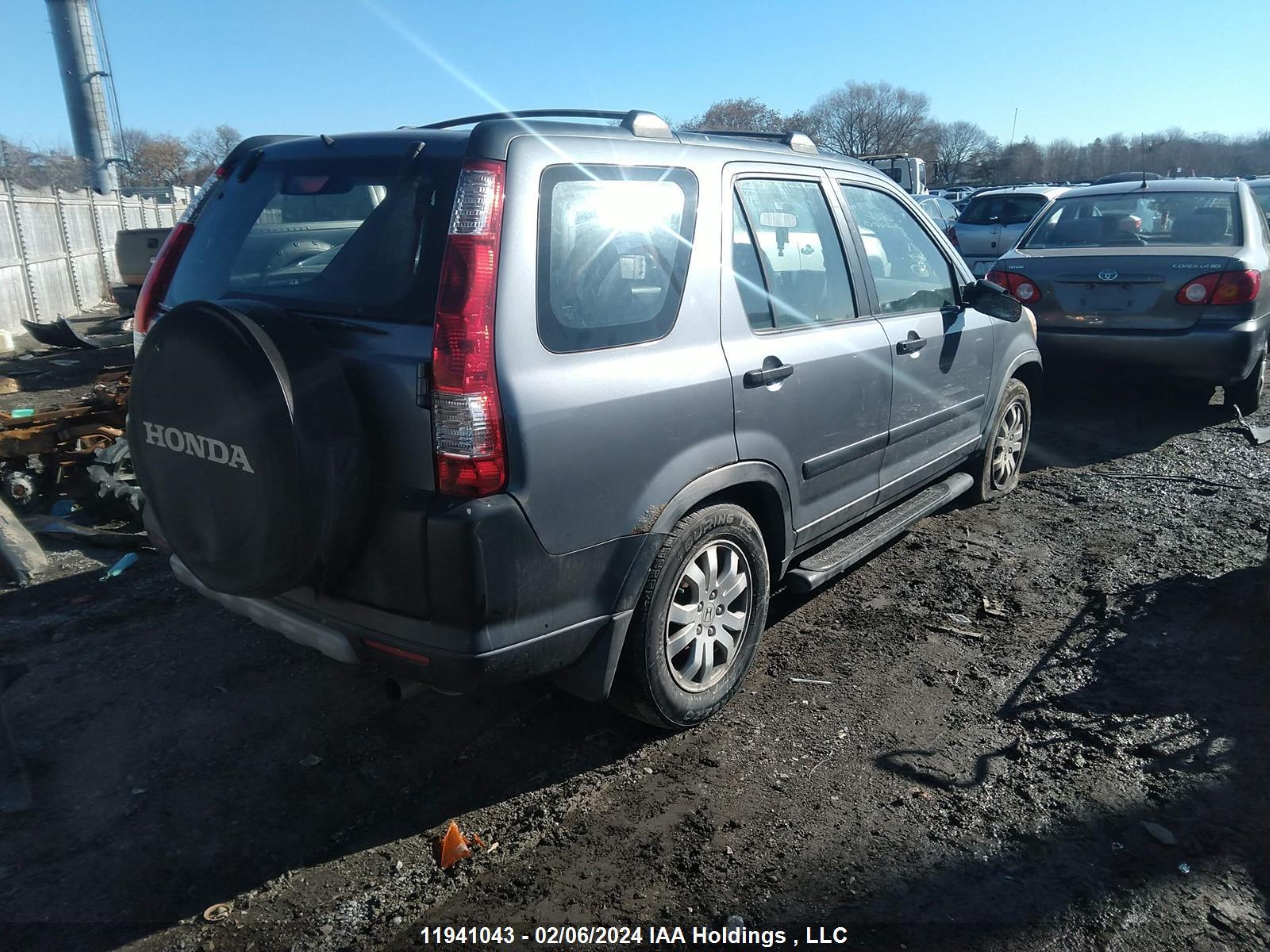 Photo 3 VIN: JHLRD78546C802470 - HONDA CR-V 