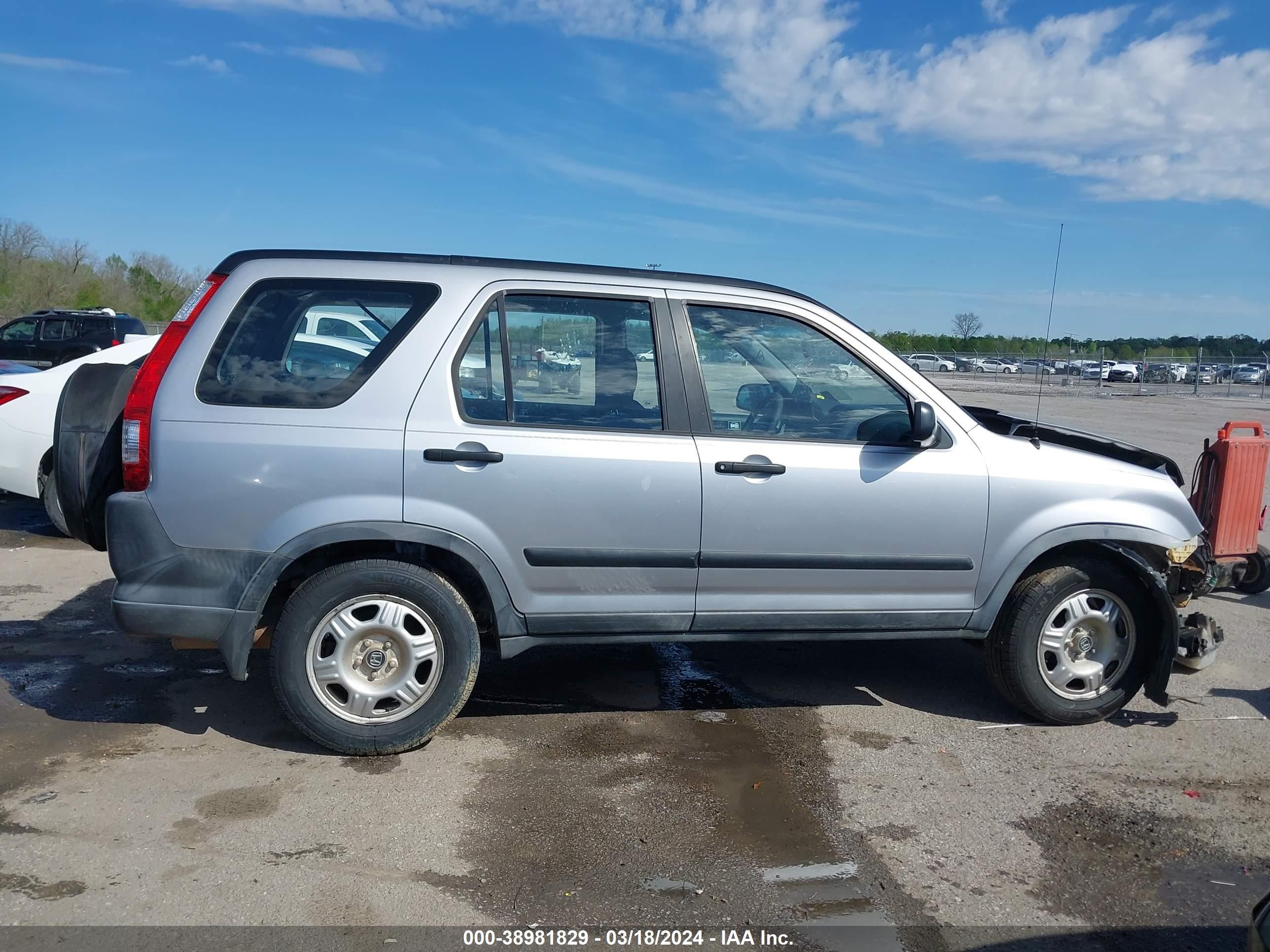 Photo 13 VIN: JHLRD78575C061200 - HONDA CR-V 