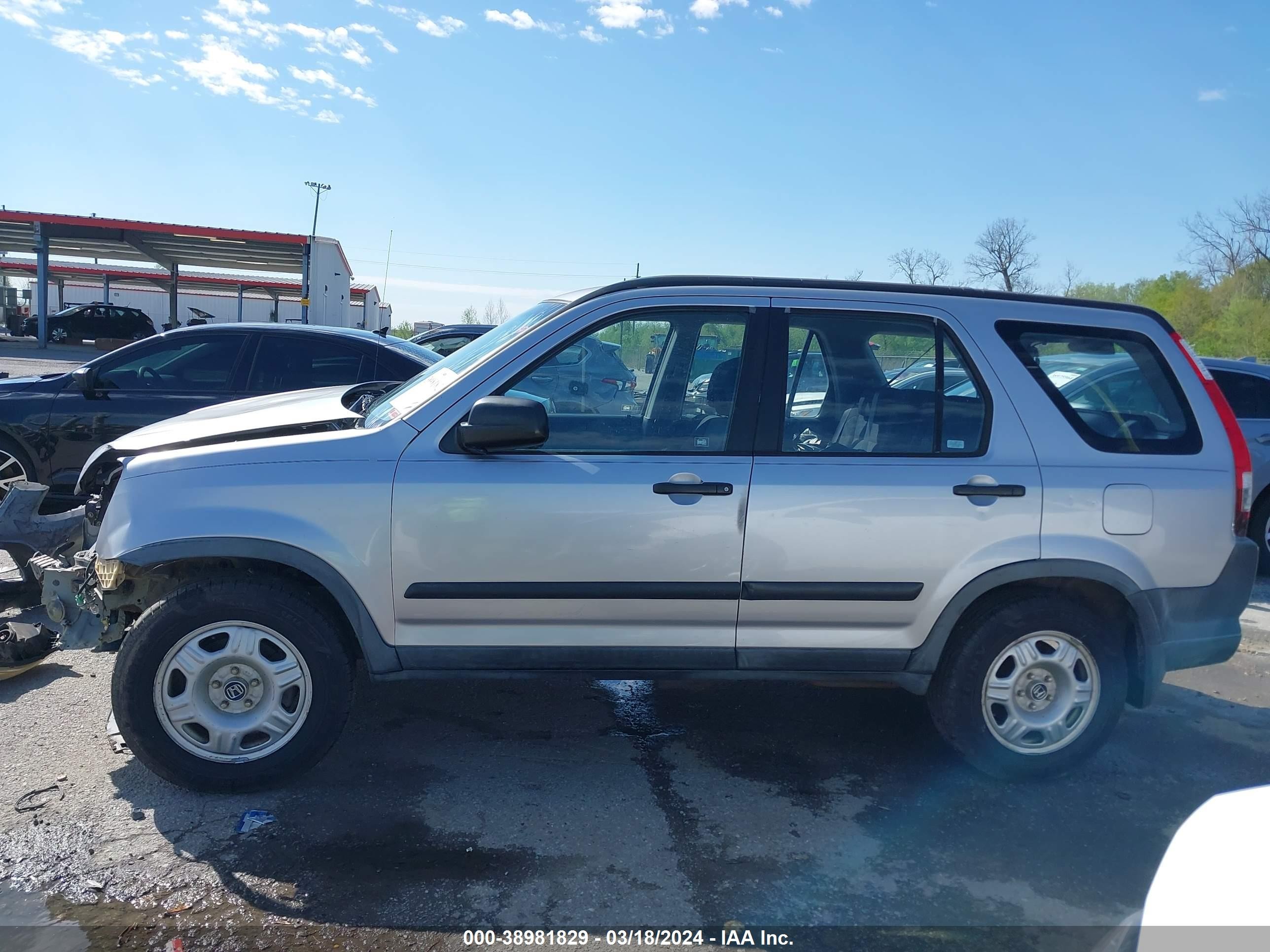 Photo 14 VIN: JHLRD78575C061200 - HONDA CR-V 