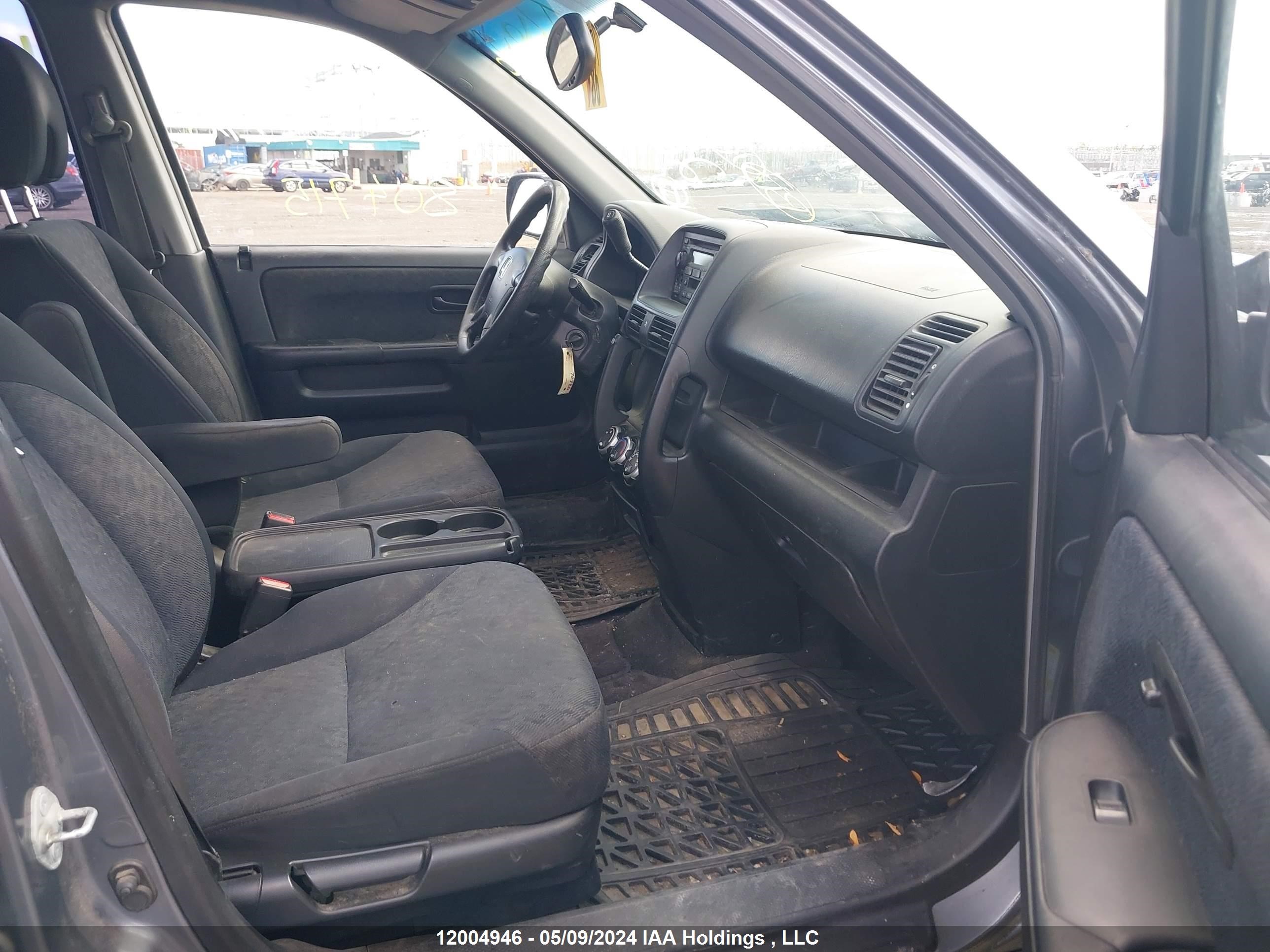 Photo 4 VIN: JHLRD78576C804715 - HONDA CR-V 