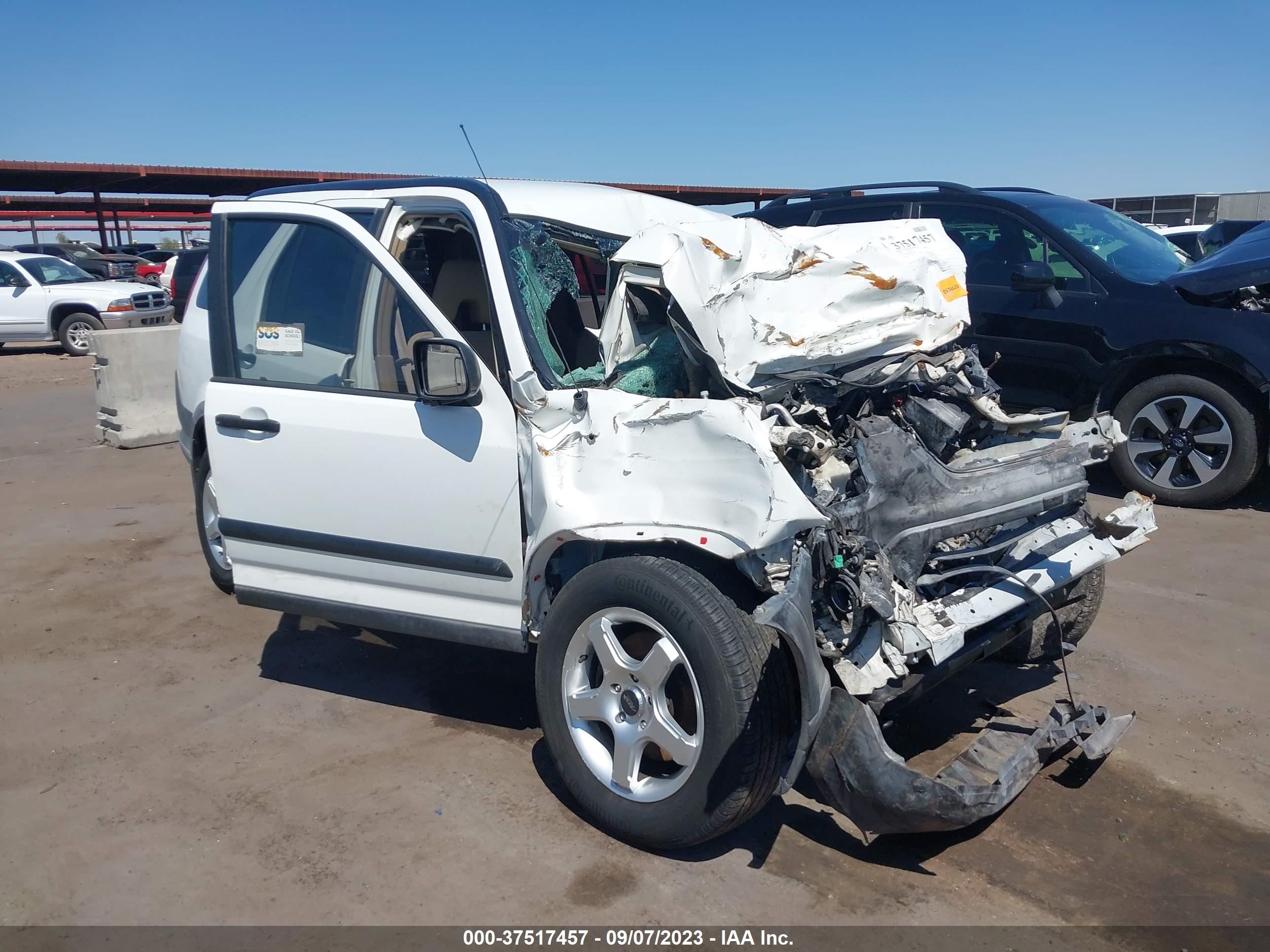 Photo 0 VIN: JHLRD78585C043241 - HONDA CR-V 