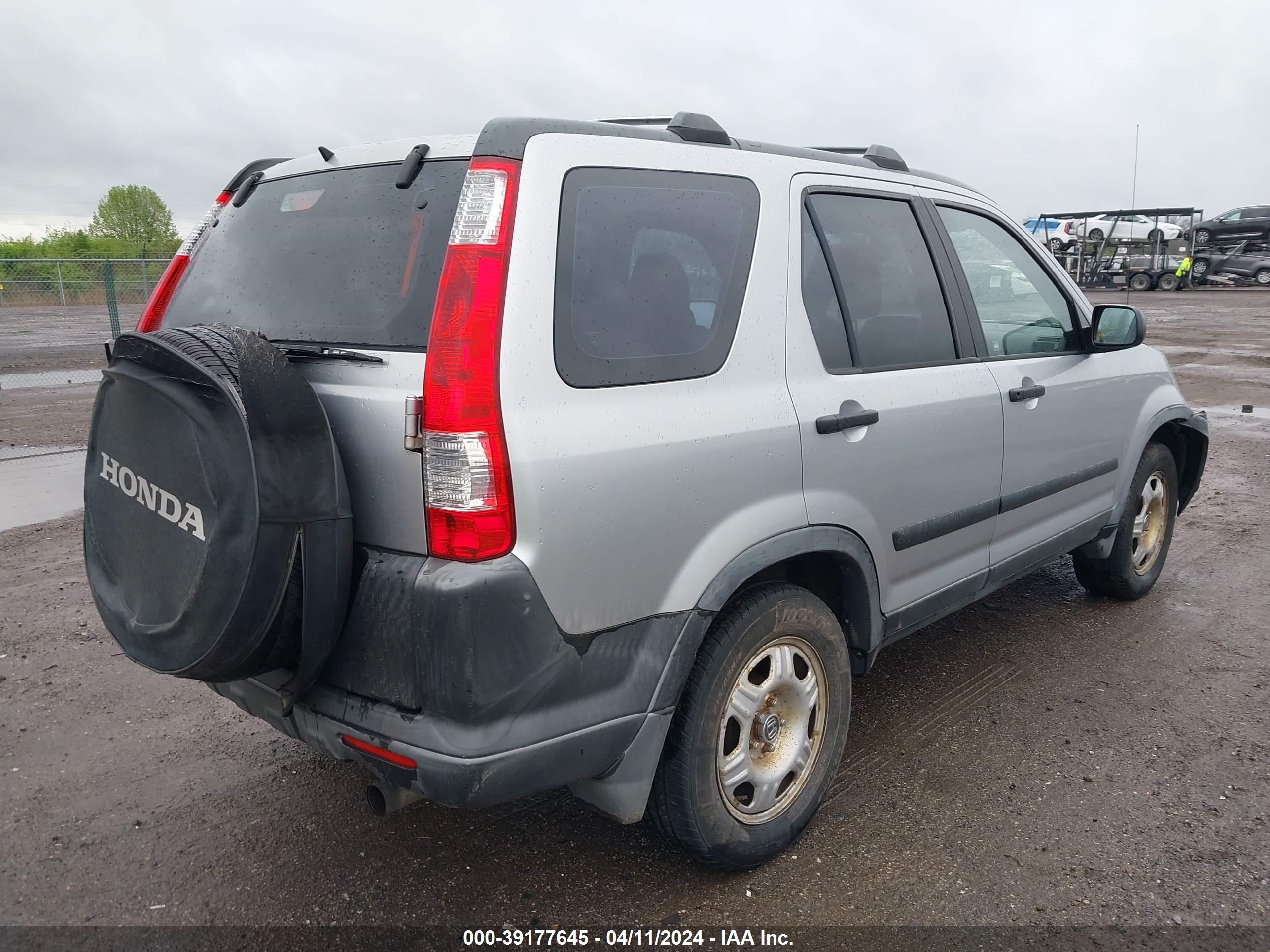 Photo 3 VIN: JHLRD785X5C048845 - HONDA CR-V 