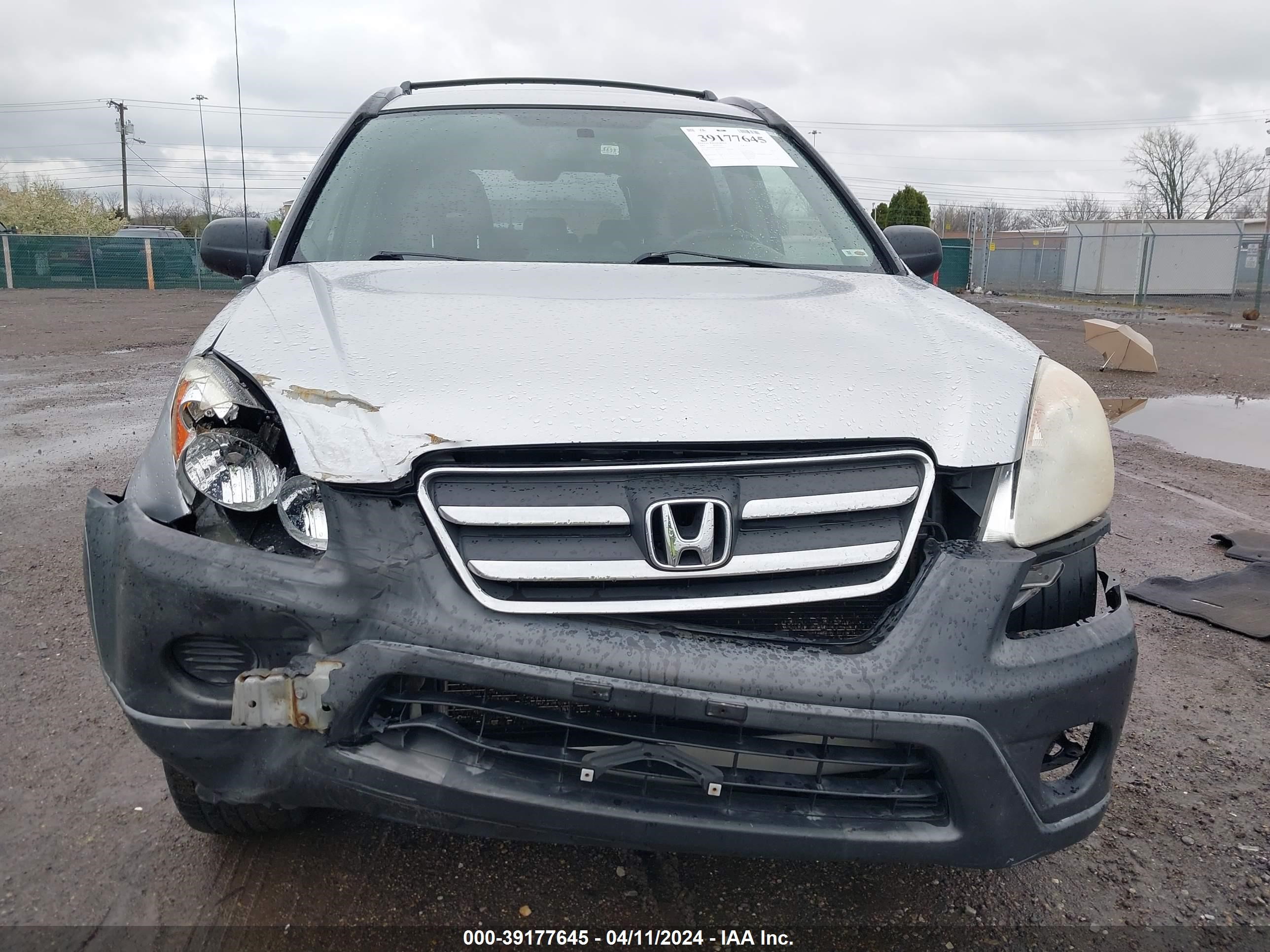 Photo 5 VIN: JHLRD785X5C048845 - HONDA CR-V 