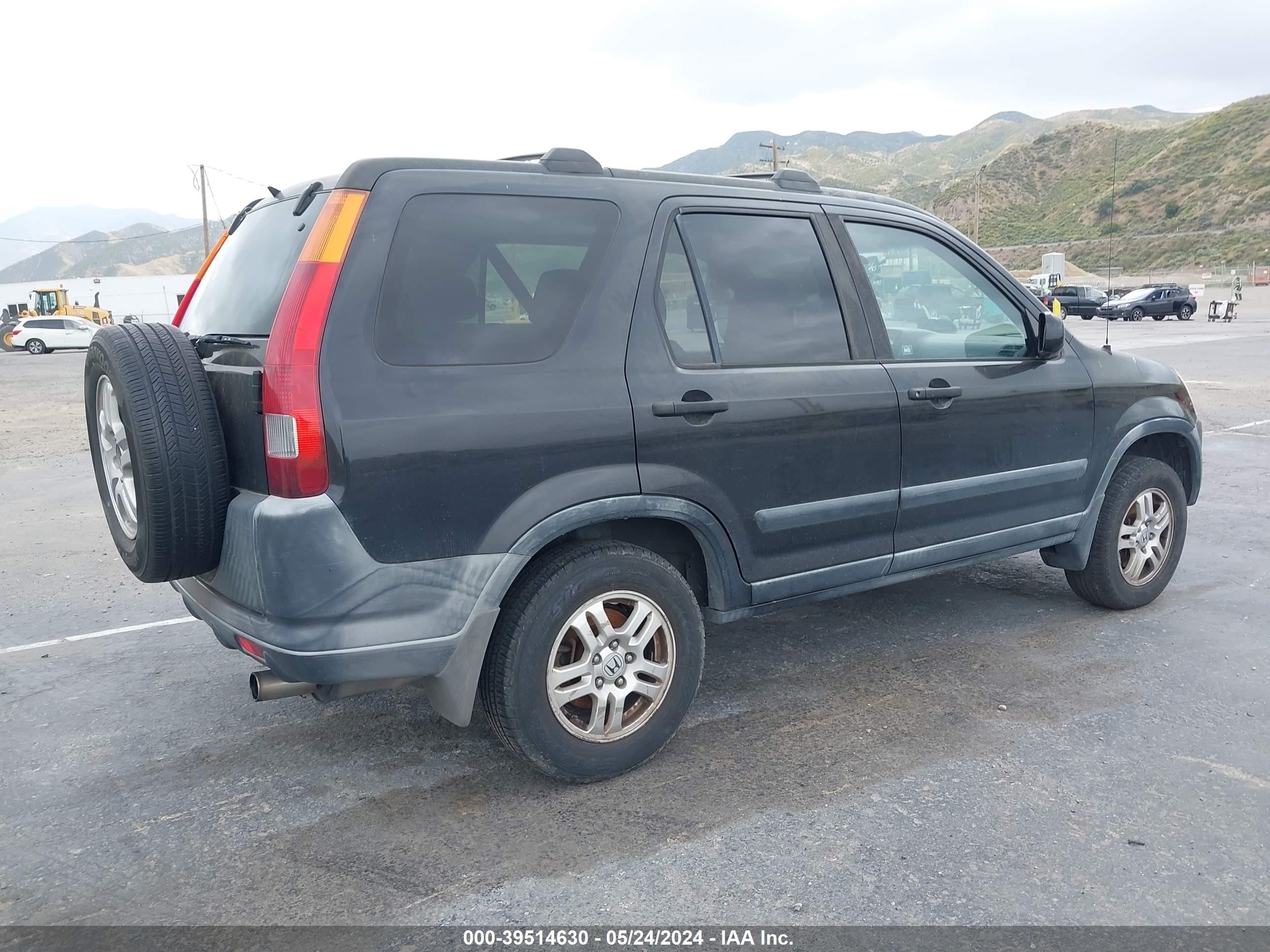 Photo 3 VIN: JHLRD78802C050528 - HONDA CR-V 