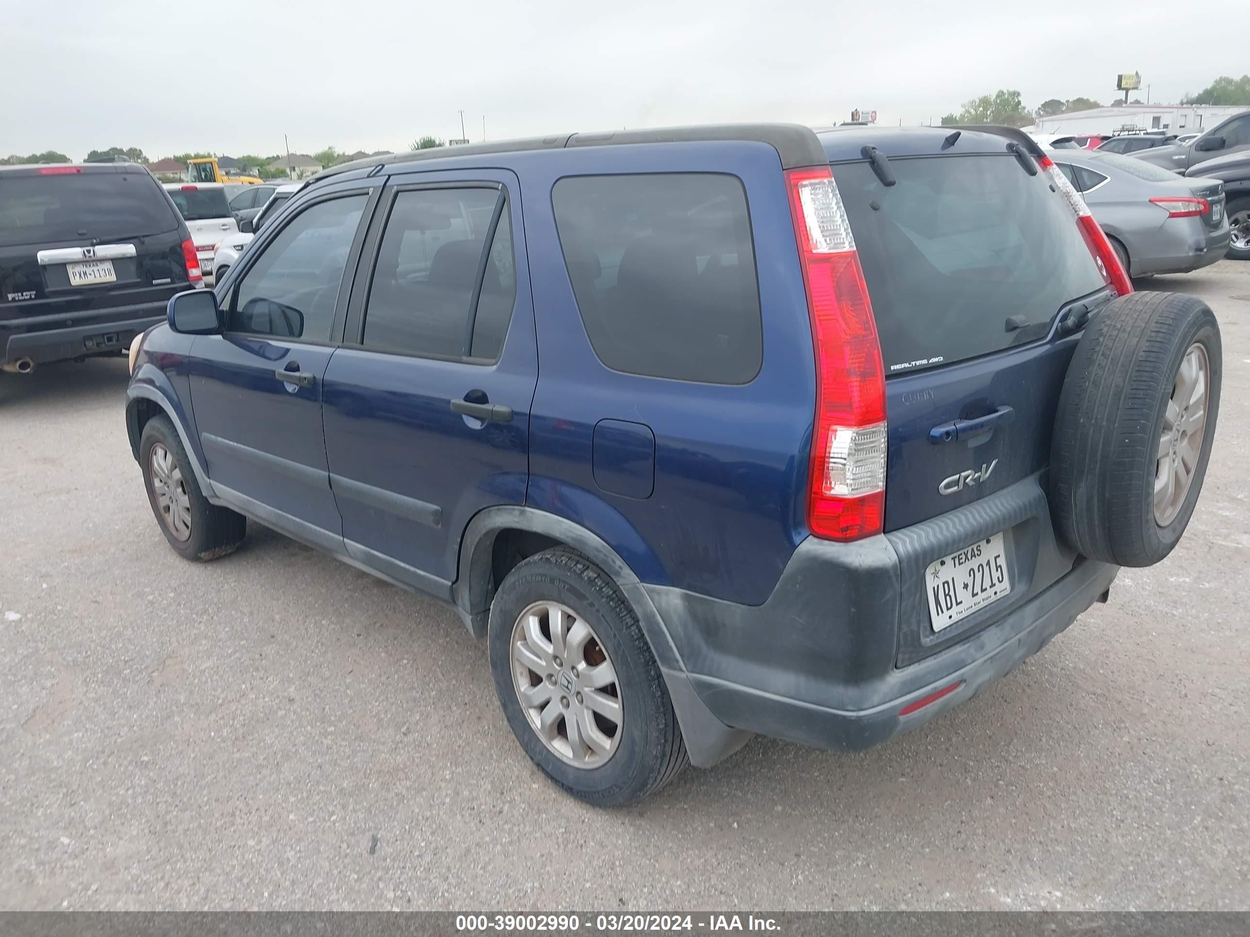 Photo 2 VIN: JHLRD78805C005027 - HONDA CR-V 