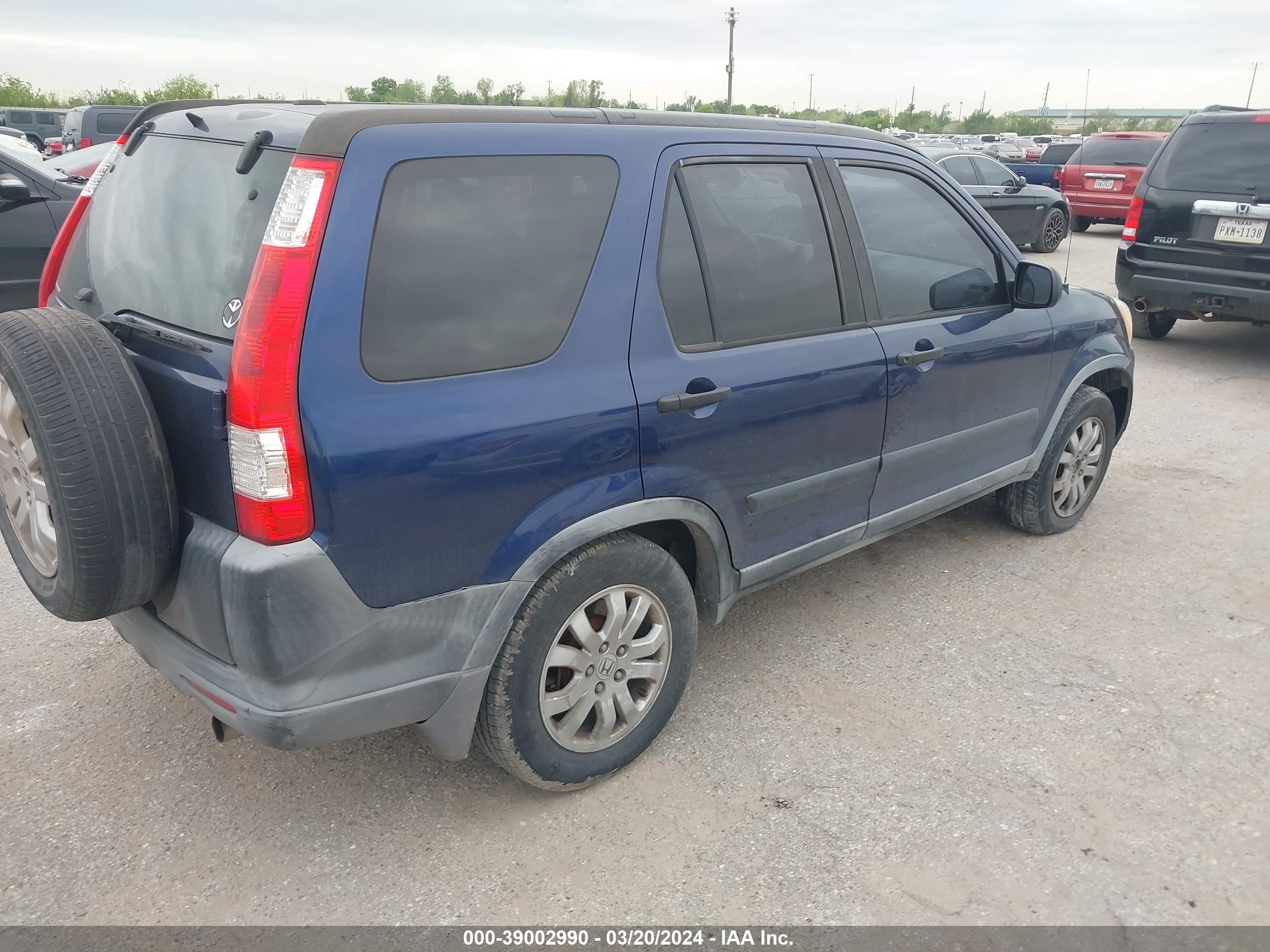 Photo 3 VIN: JHLRD78805C005027 - HONDA CR-V 