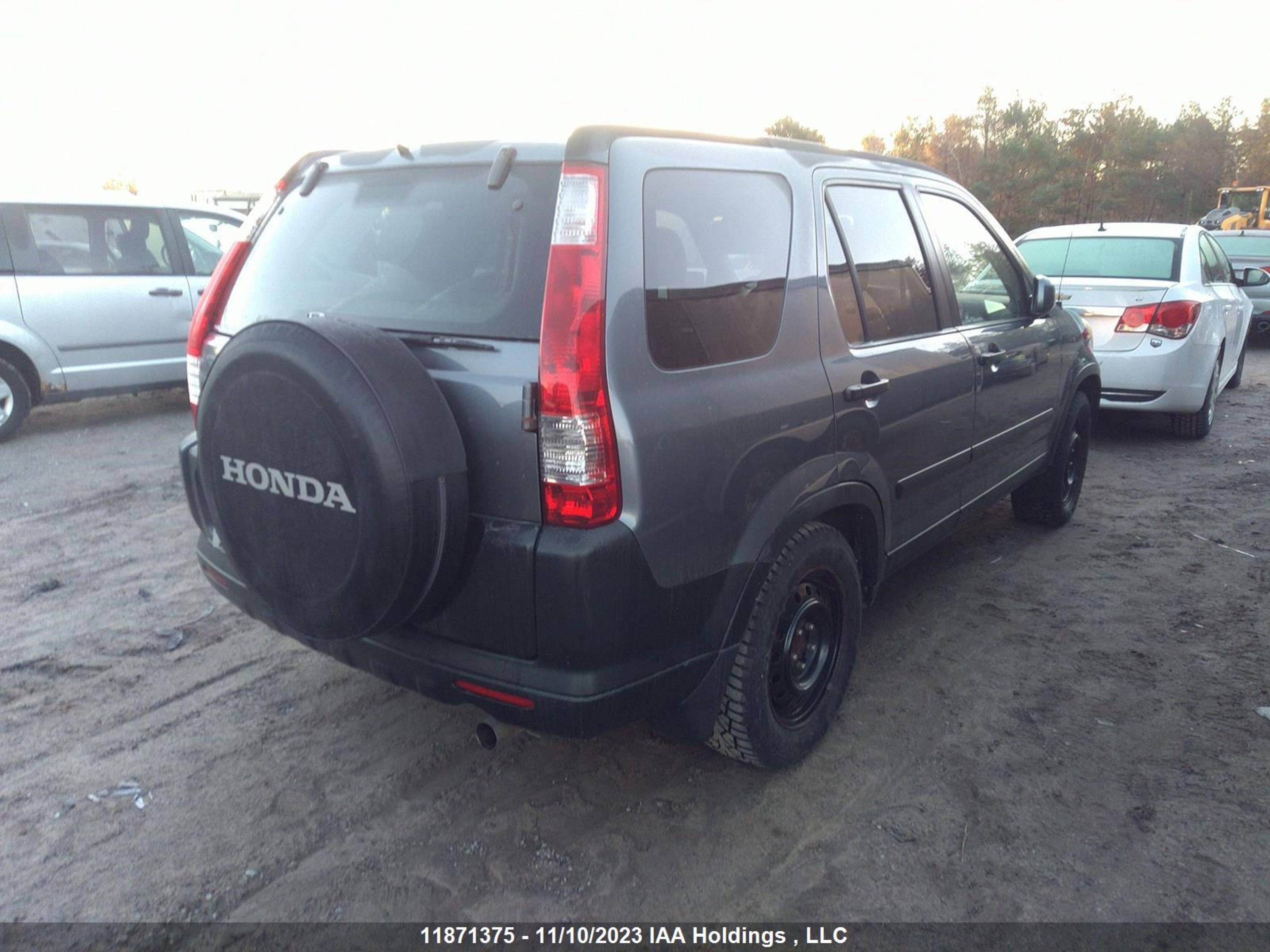 Photo 3 VIN: JHLRD78825C813976 - HONDA CR-V 