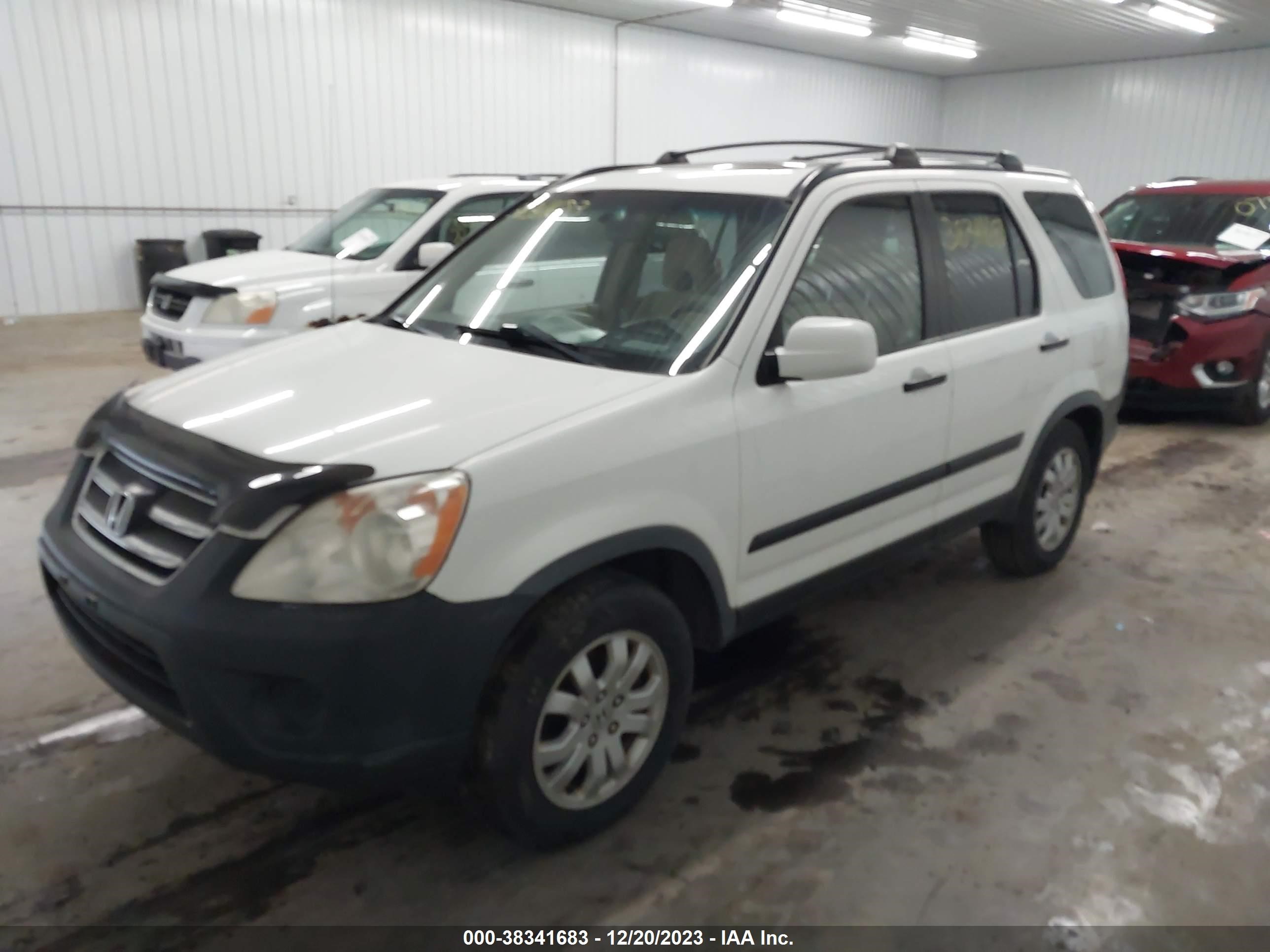 Photo 1 VIN: JHLRD78826C044560 - HONDA CR-V 