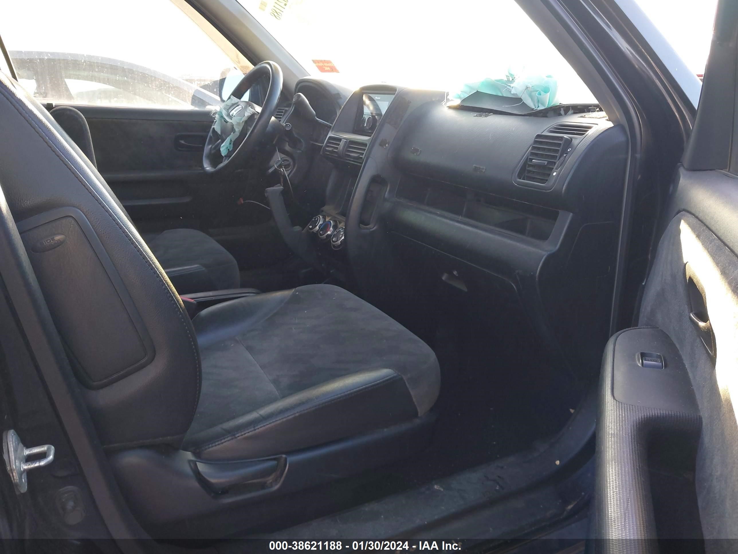 Photo 4 VIN: JHLRD78833C037595 - HONDA CR-V 