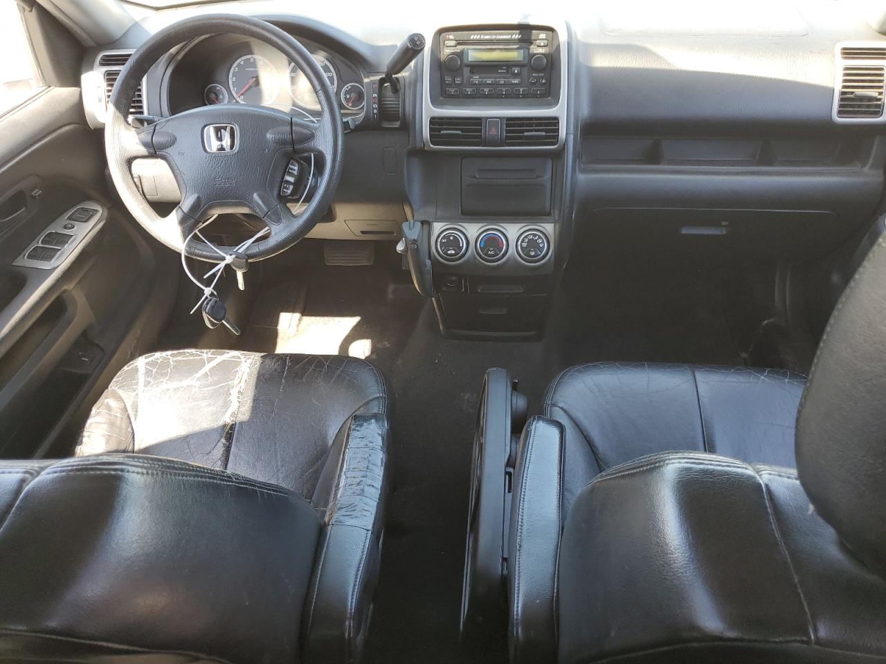 Photo 7 VIN: JHLRD78864C055624 - HONDA CR-V 