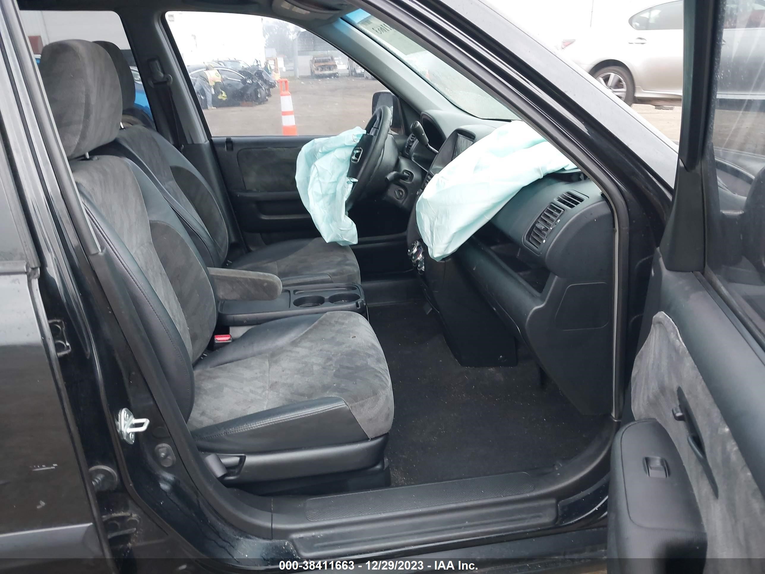 Photo 4 VIN: JHLRD78874C040694 - HONDA CR-V 