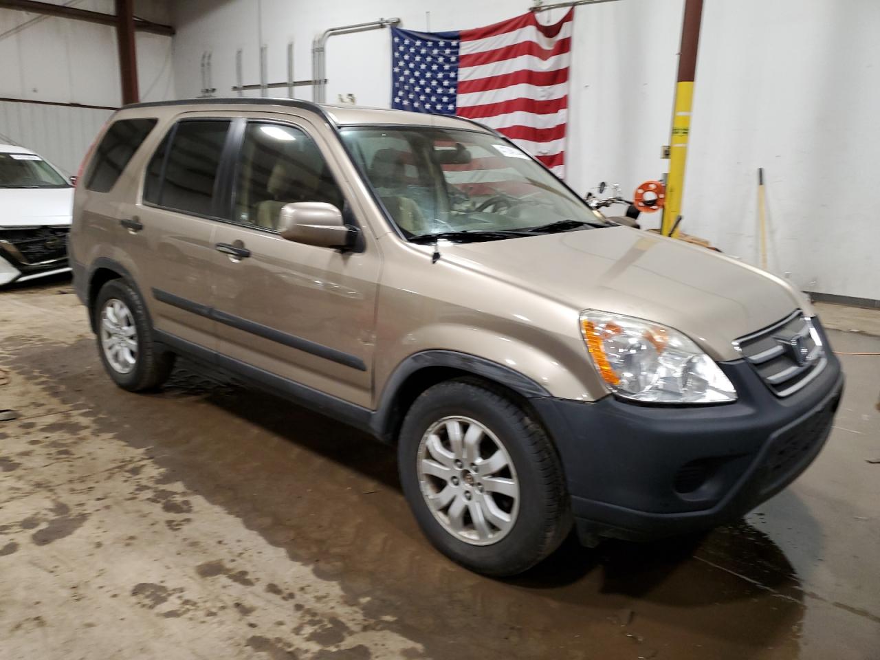 Photo 3 VIN: JHLRD78885C009326 - HONDA CR-V 