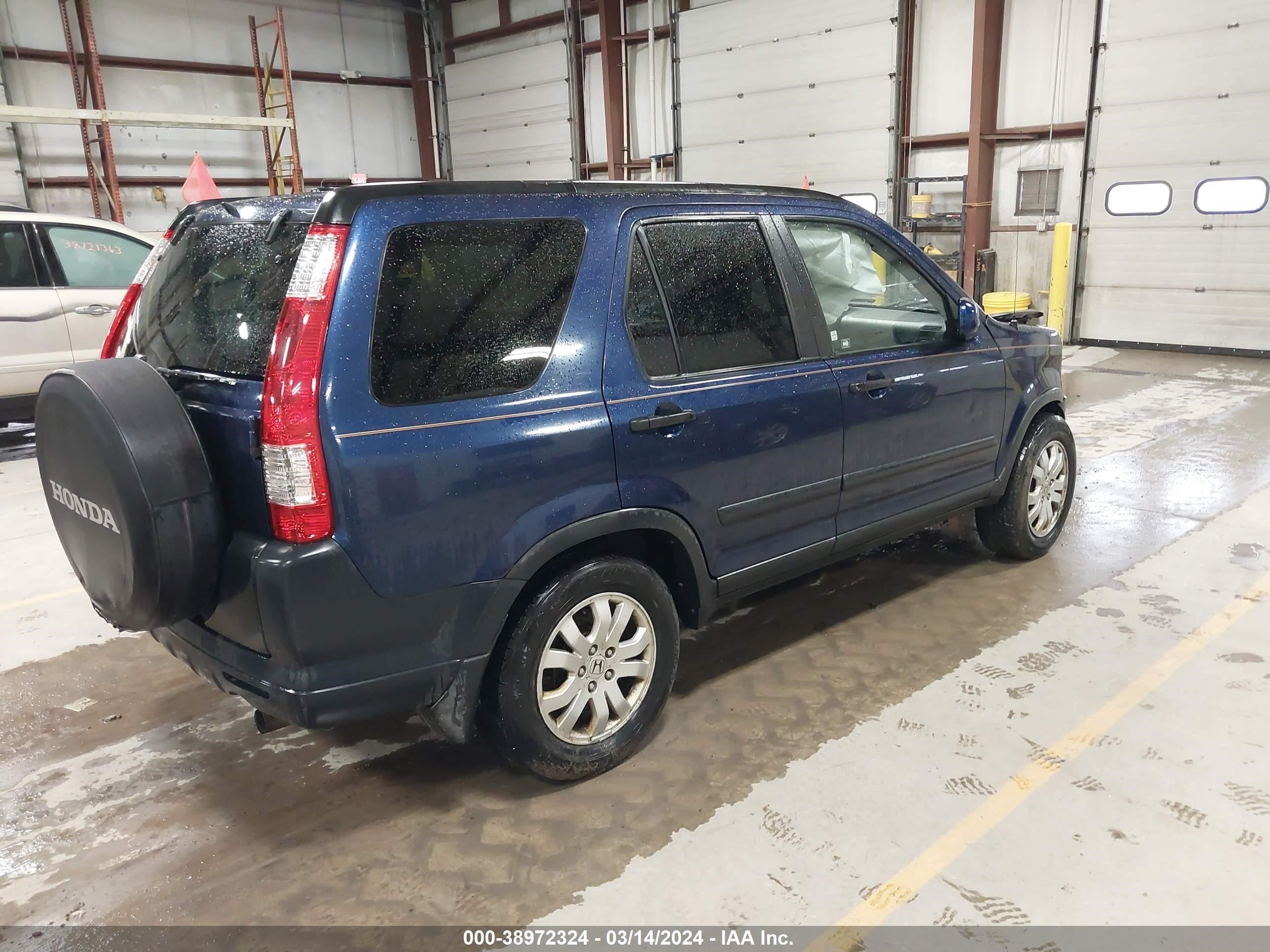 Photo 3 VIN: JHLRD78895C058728 - HONDA CR-V 