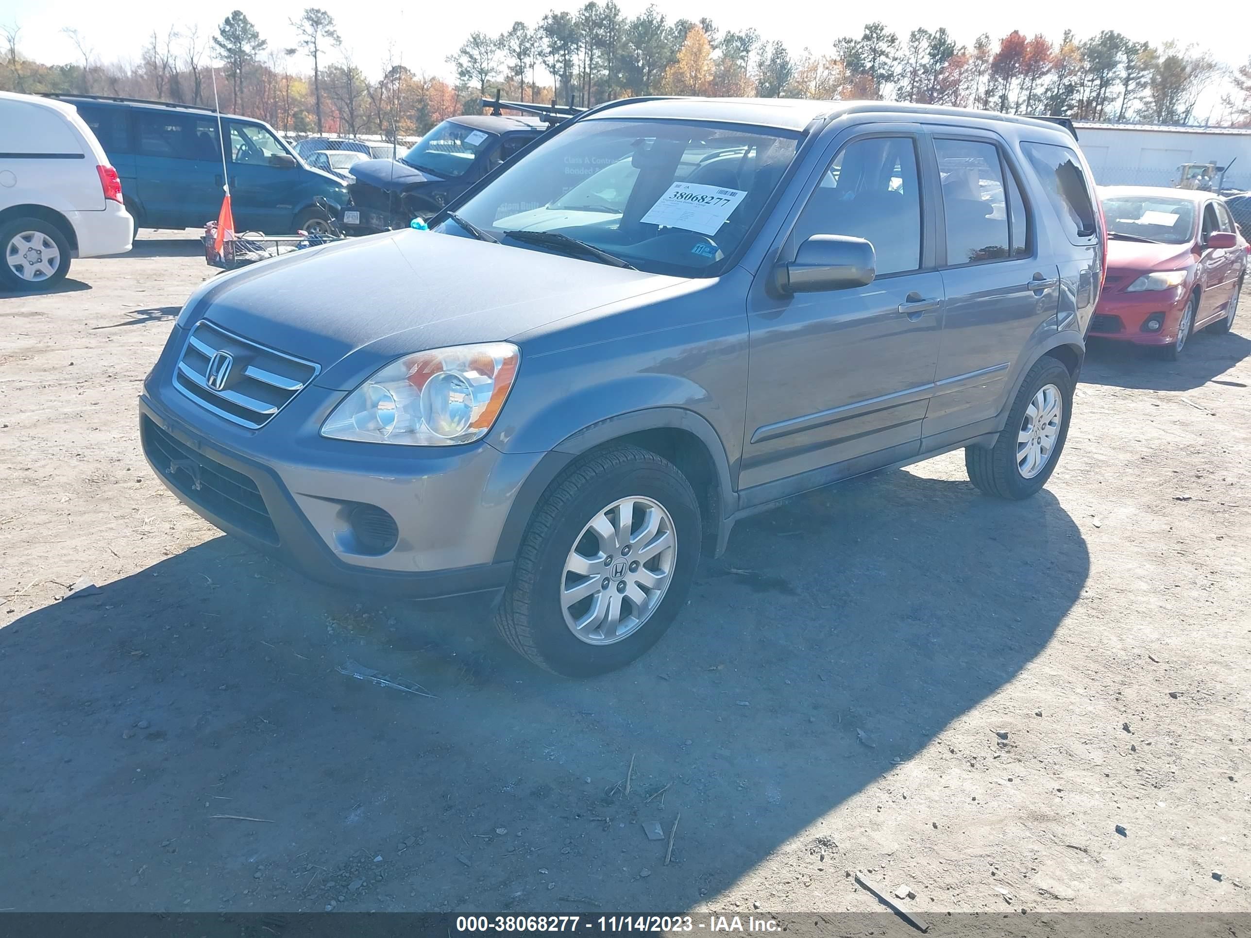 Photo 1 VIN: JHLRD78946C003937 - HONDA CR-V 