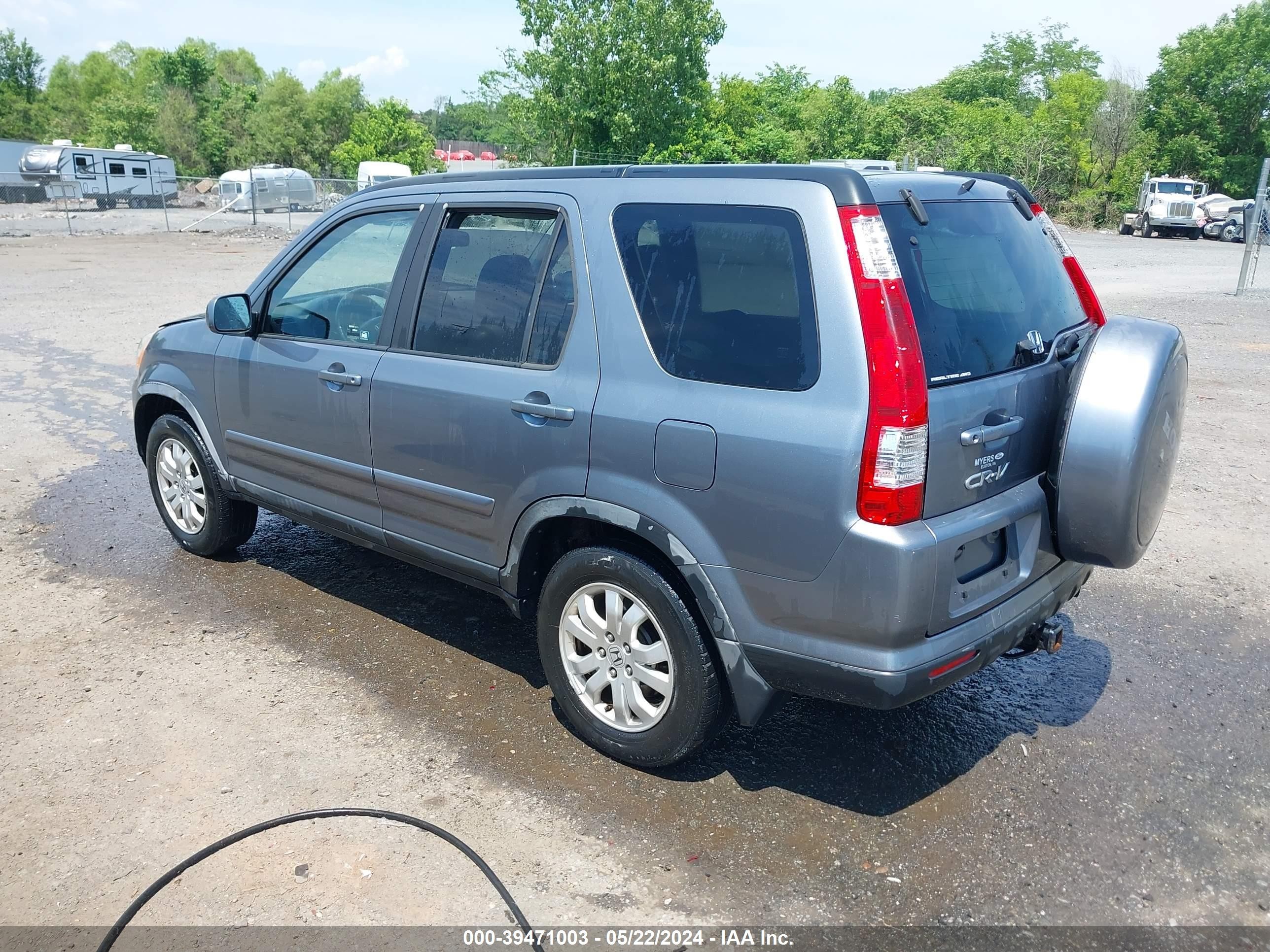 Photo 2 VIN: JHLRD78956C008273 - HONDA CR-V 