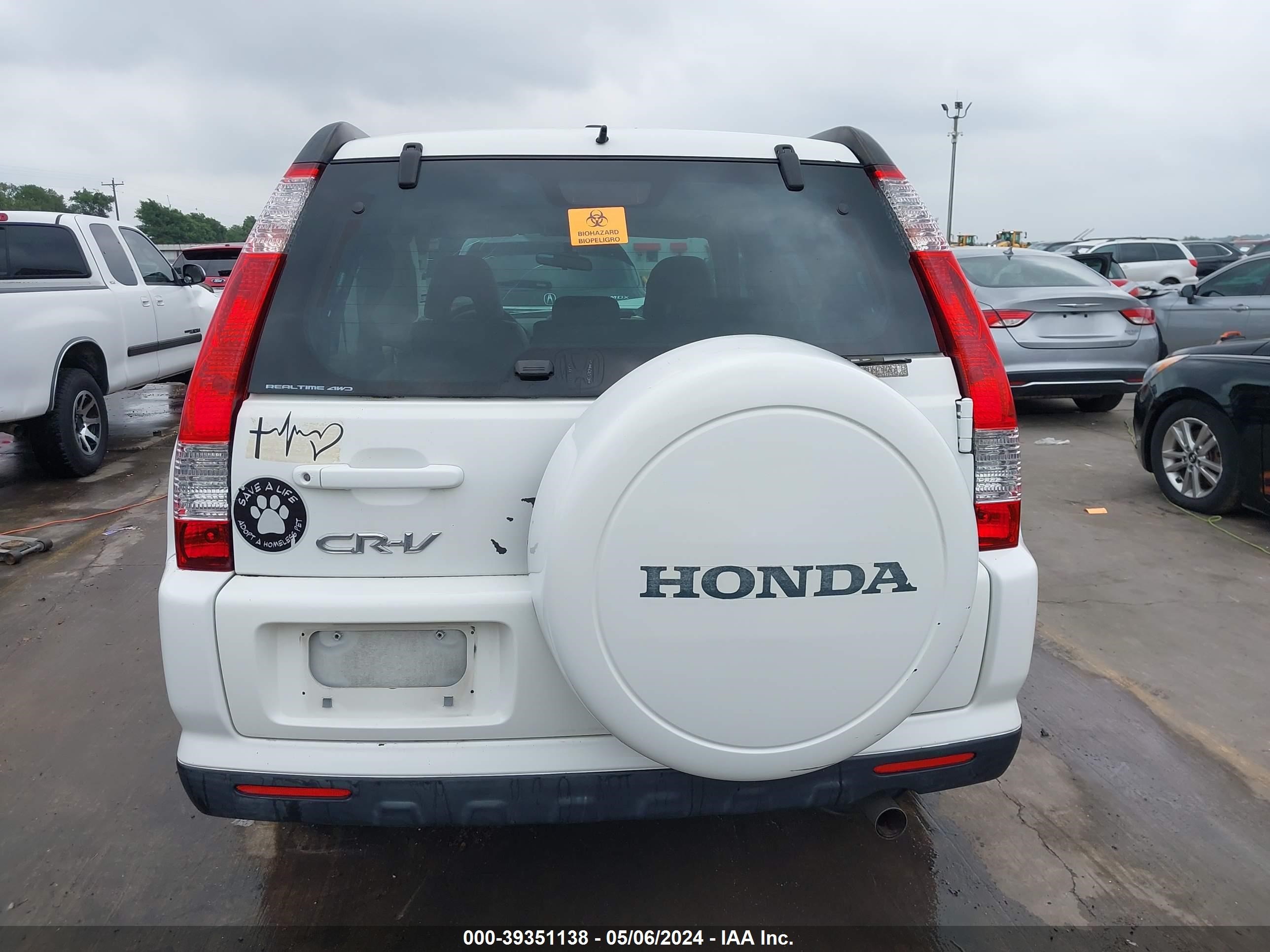 Photo 14 VIN: JHLRD78975C010461 - HONDA CR-V 