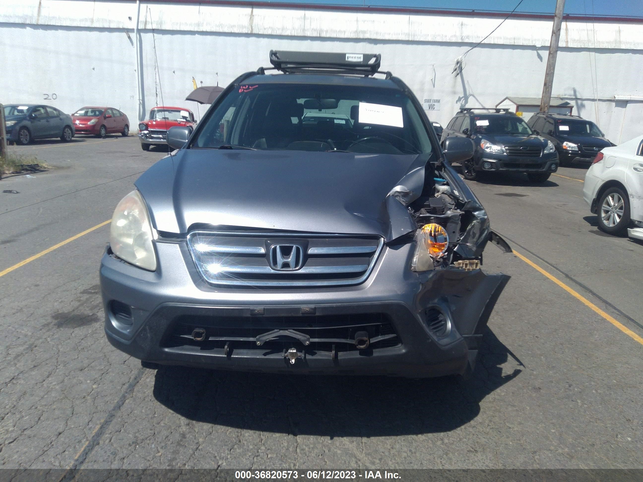 Photo 11 VIN: JHLRD78985C024692 - HONDA CR-V 