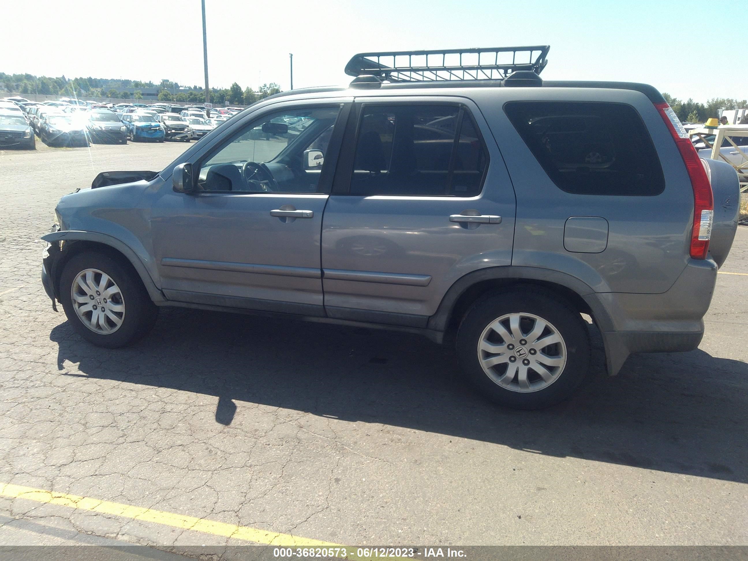 Photo 13 VIN: JHLRD78985C024692 - HONDA CR-V 