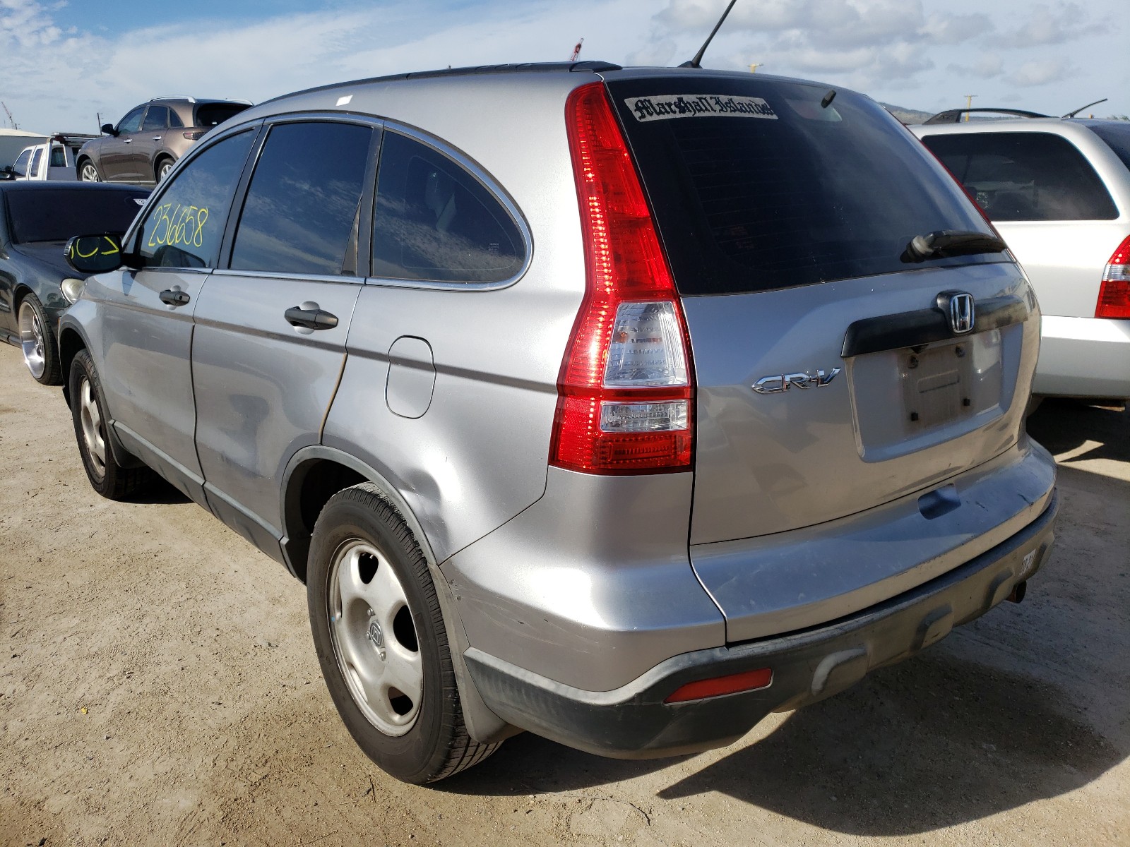 Photo 2 VIN: JHLRE38337C028556 - HONDA CR-V LX 