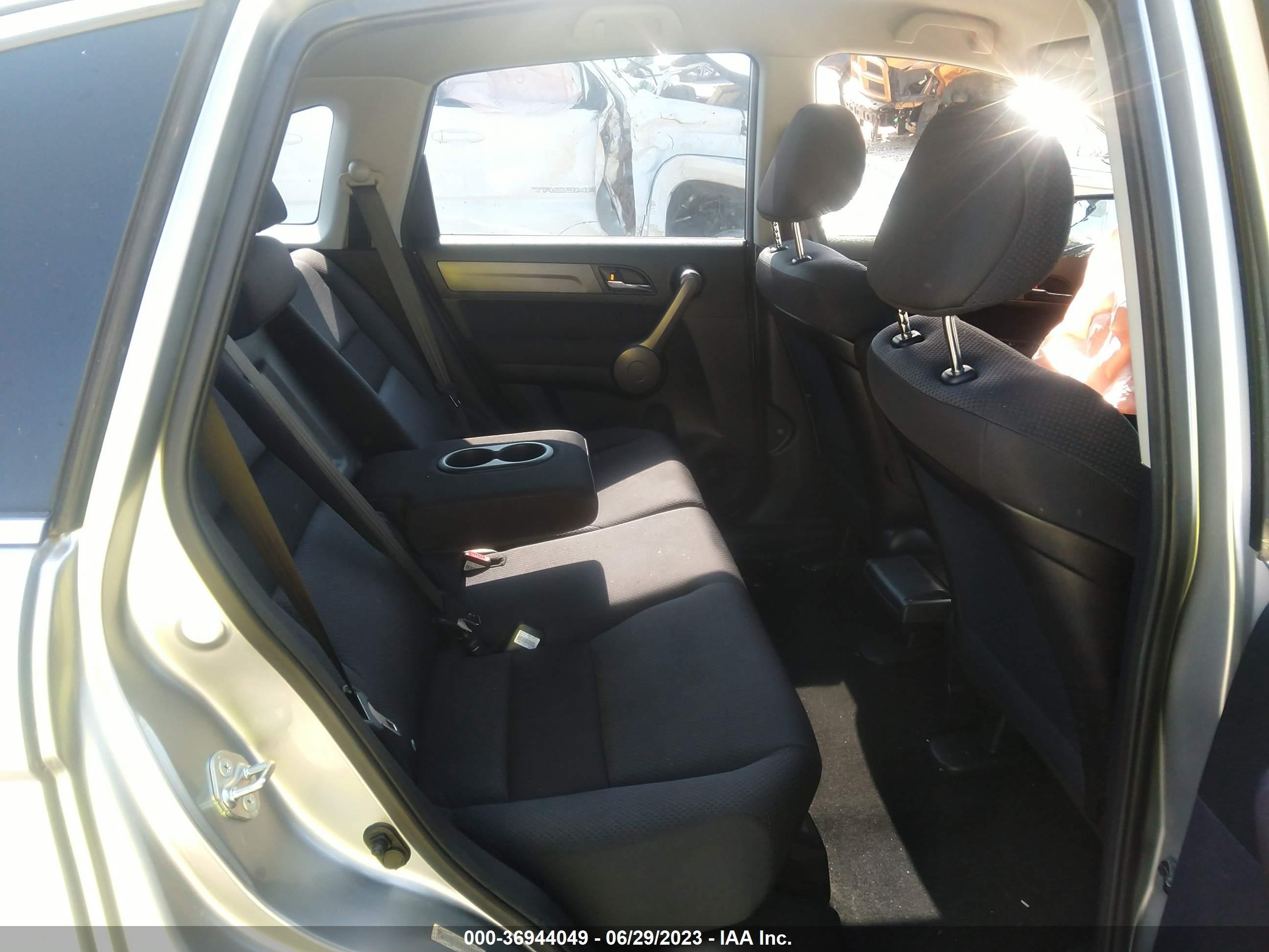 Photo 7 VIN: JHLRE38388C019479 - HONDA CR-V 