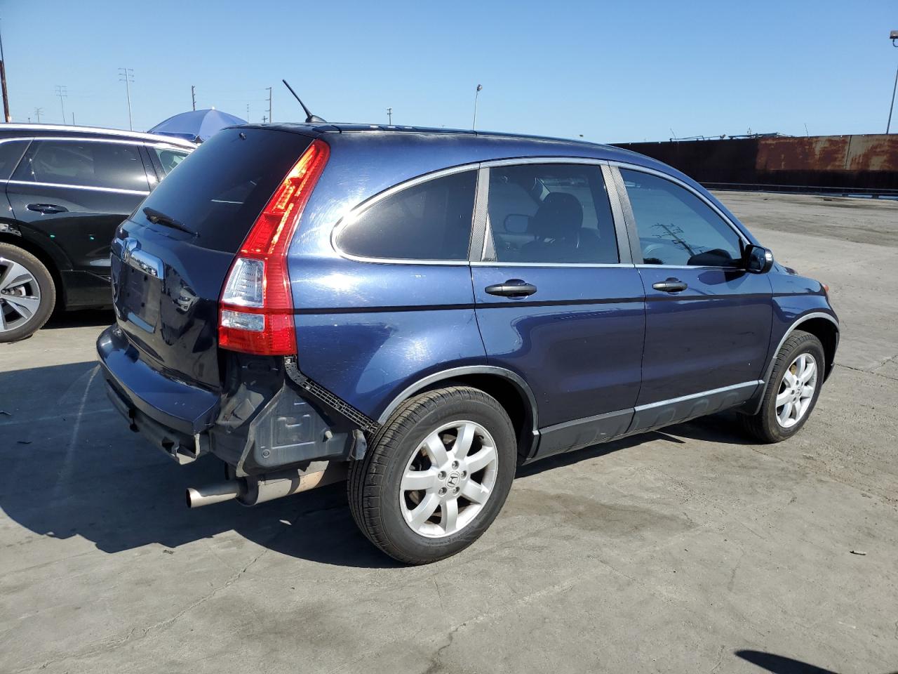 Photo 2 VIN: JHLRE38518C023679 - HONDA CR-V 