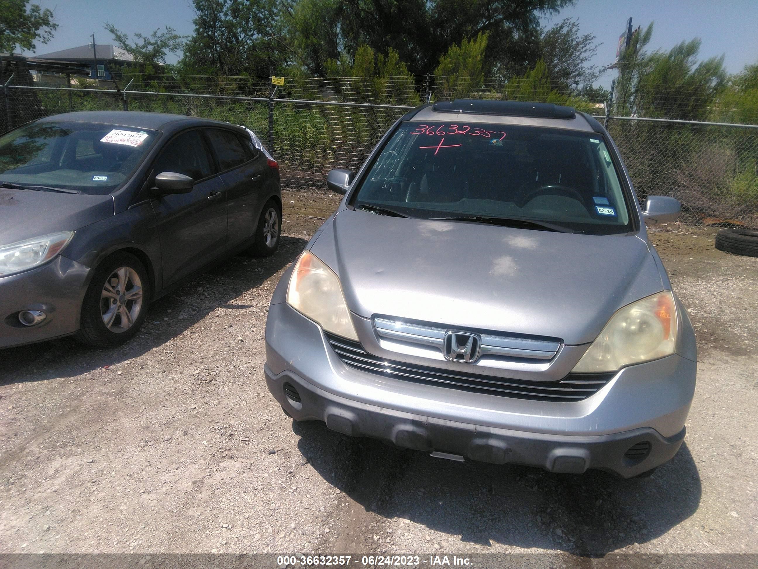 Photo 5 VIN: JHLRE38768C050880 - HONDA CR-V 