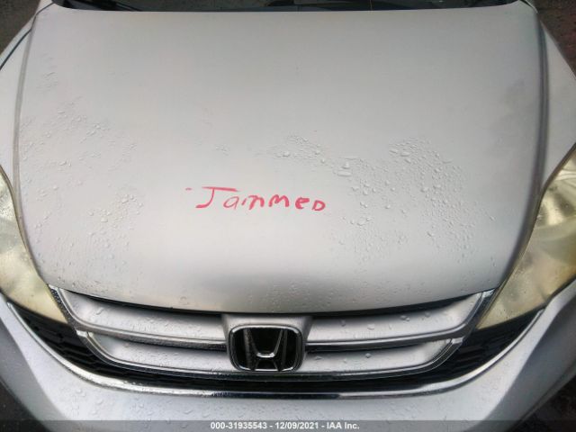 Photo 9 VIN: JHLRE3H52AC004130 - HONDA CR-V 