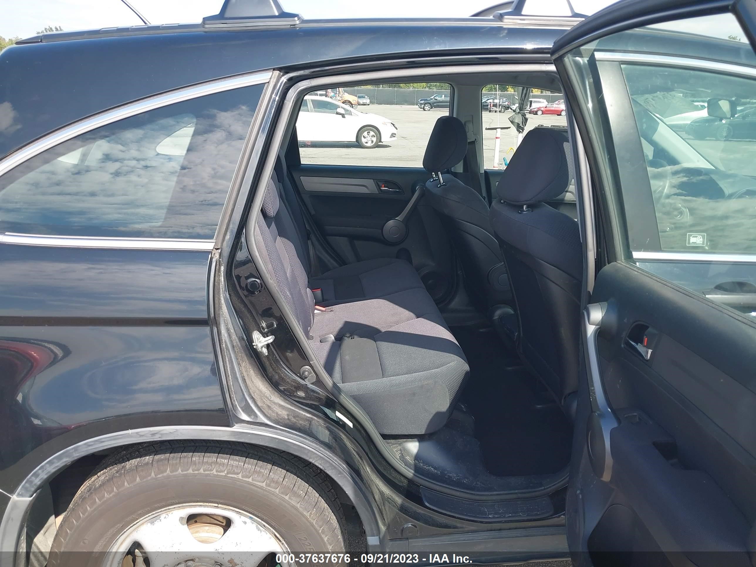 Photo 7 VIN: JHLRE48369C014546 - HONDA CR-V 