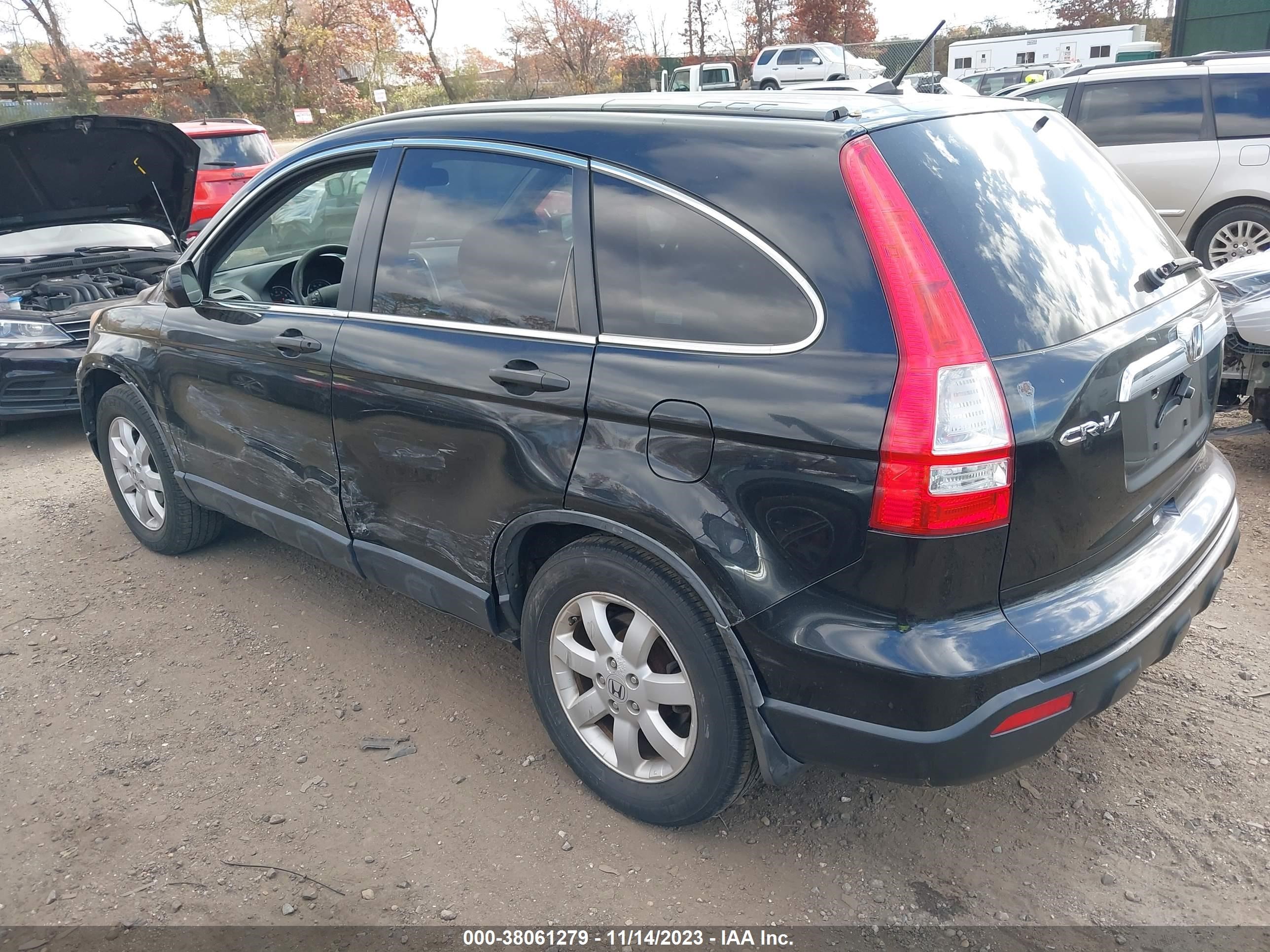 Photo 2 VIN: JHLRE48517C009379 - HONDA CR-V 