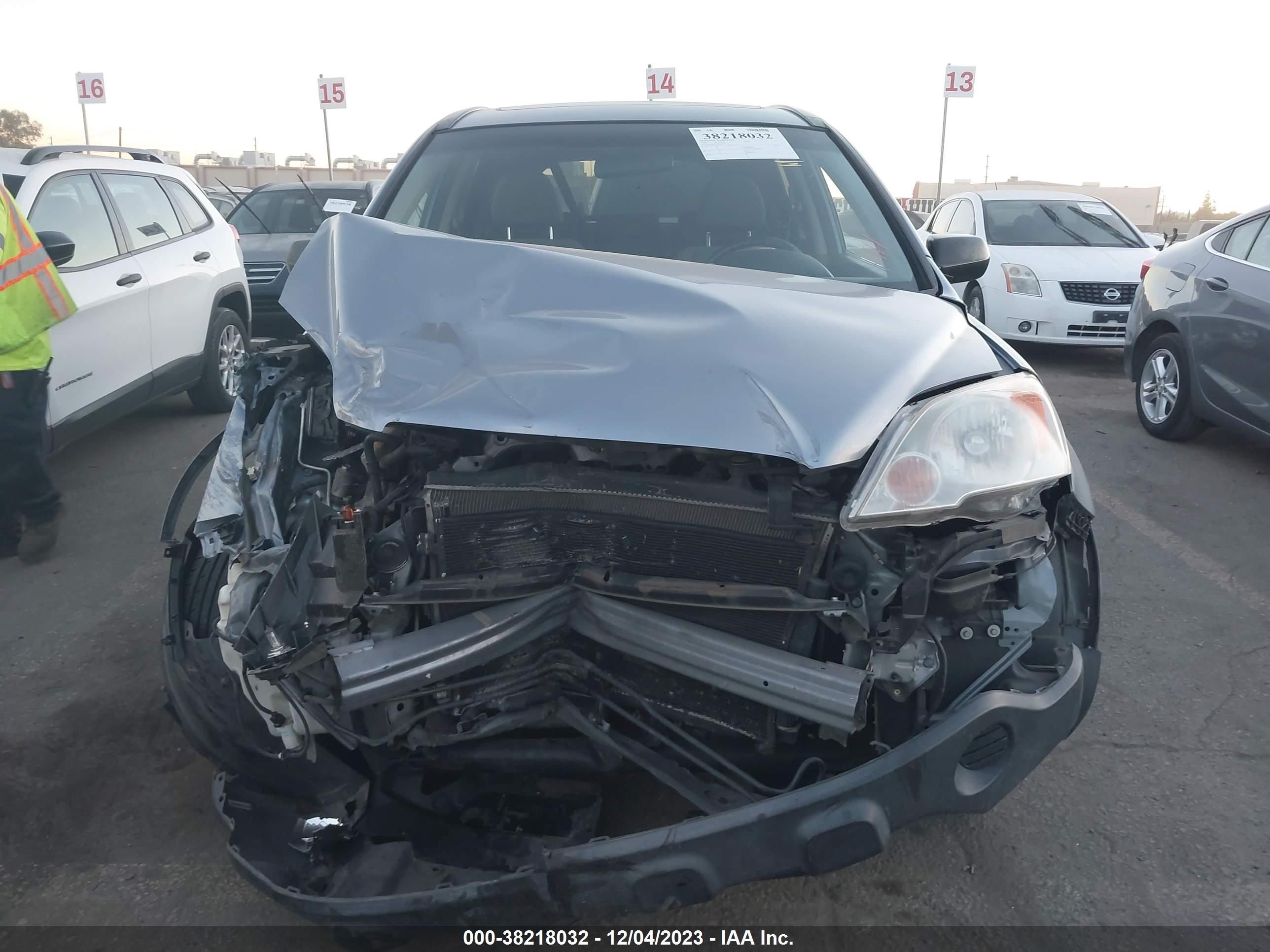 Photo 11 VIN: JHLRE48548C007787 - HONDA CR-V 