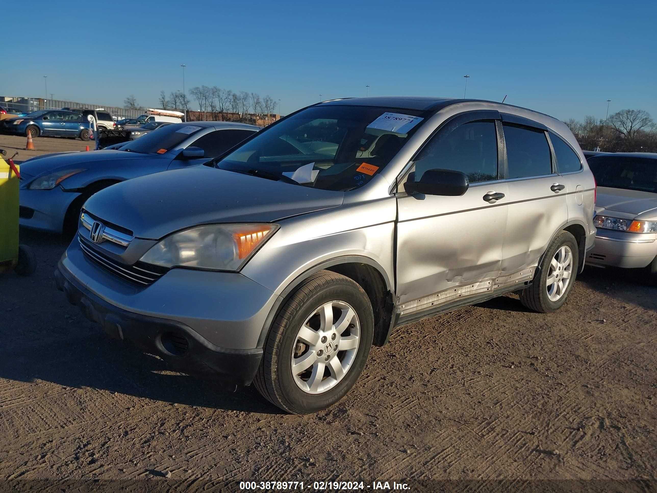 Photo 1 VIN: JHLRE48598C012323 - HONDA CR-V 