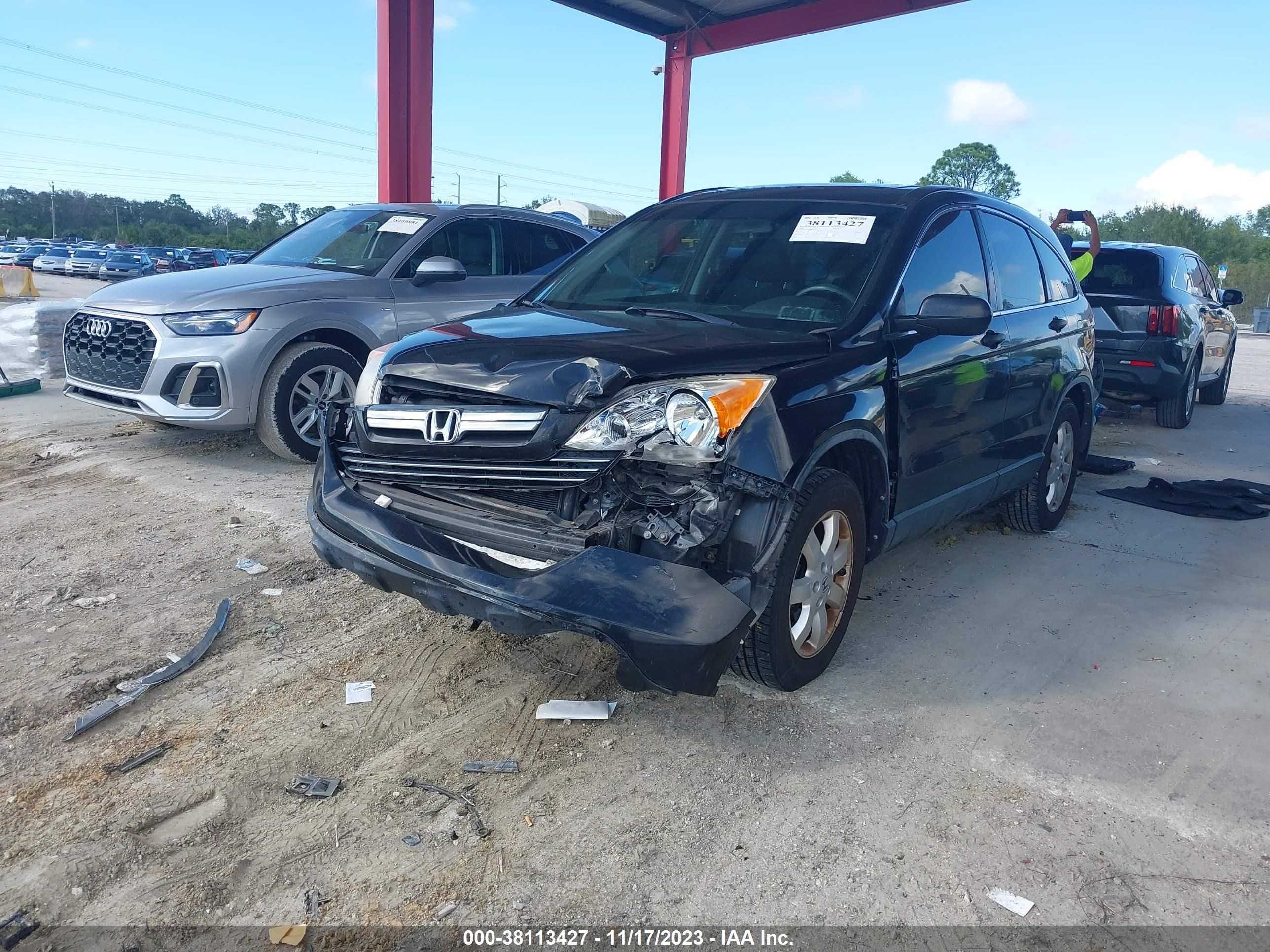 Photo 1 VIN: JHLRE48598C081819 - HONDA CR-V 