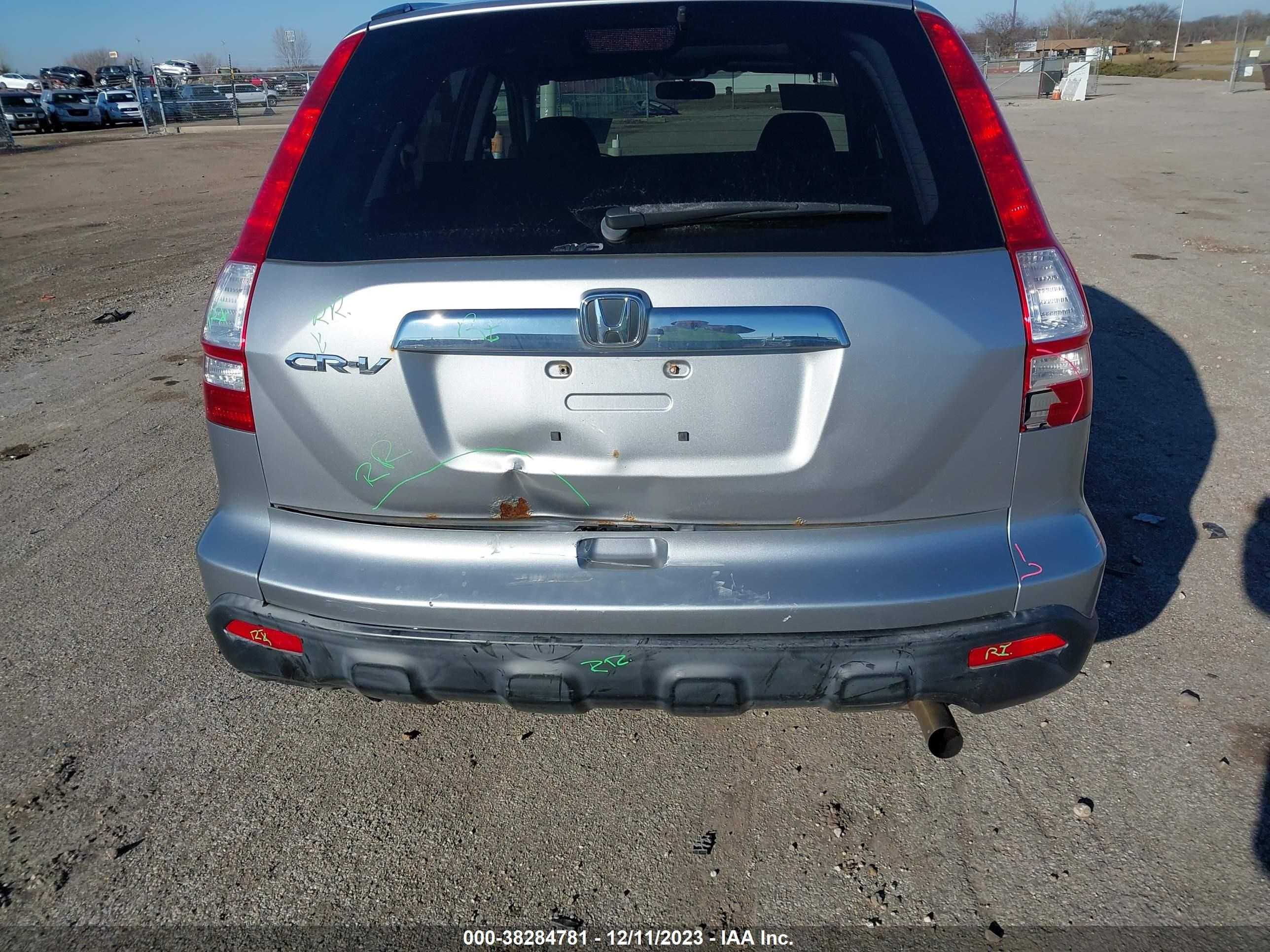 Photo 5 VIN: JHLRE485X7C064185 - HONDA CR-V 