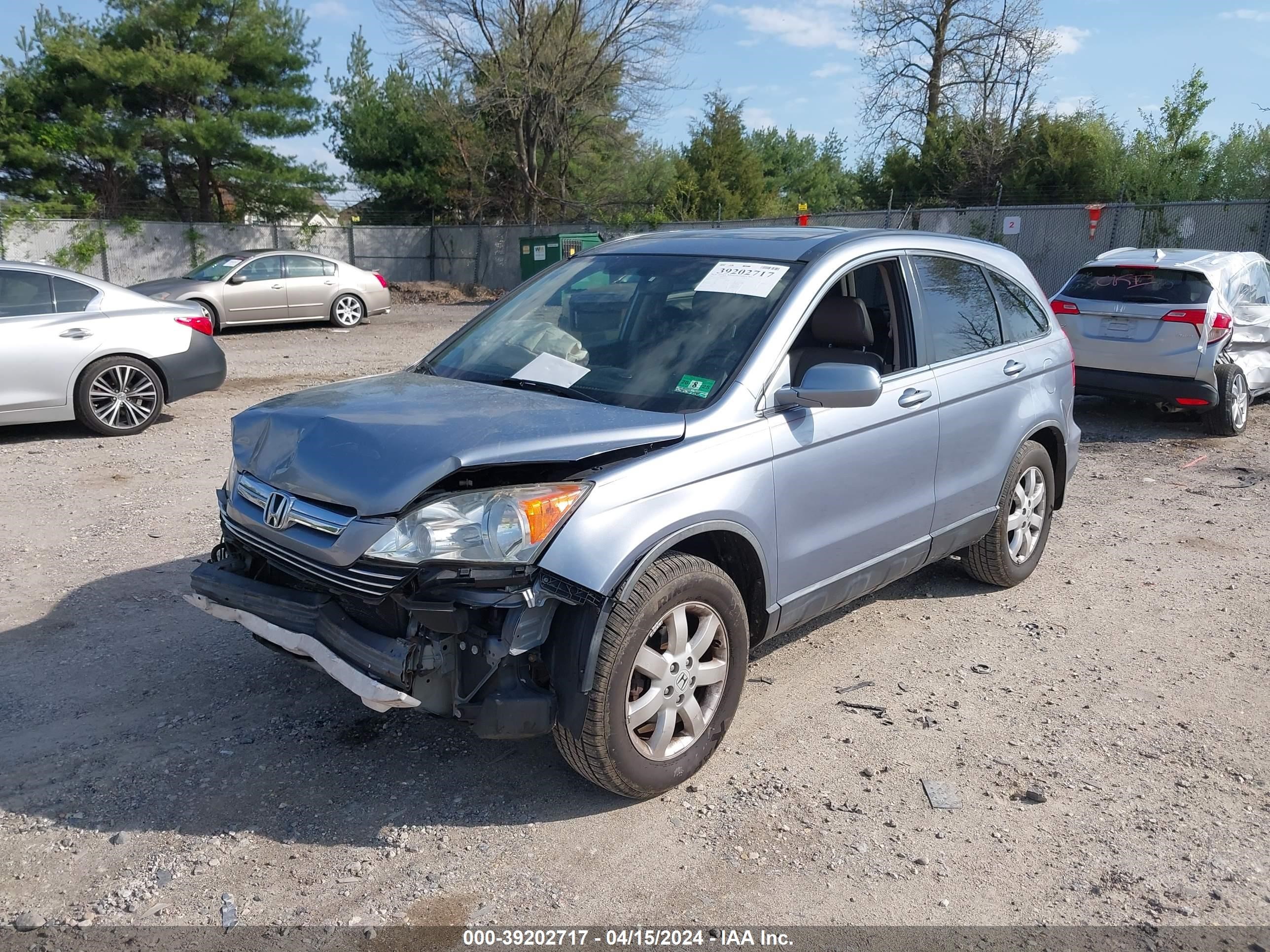 Photo 1 VIN: JHLRE48737C093349 - HONDA CR-V 