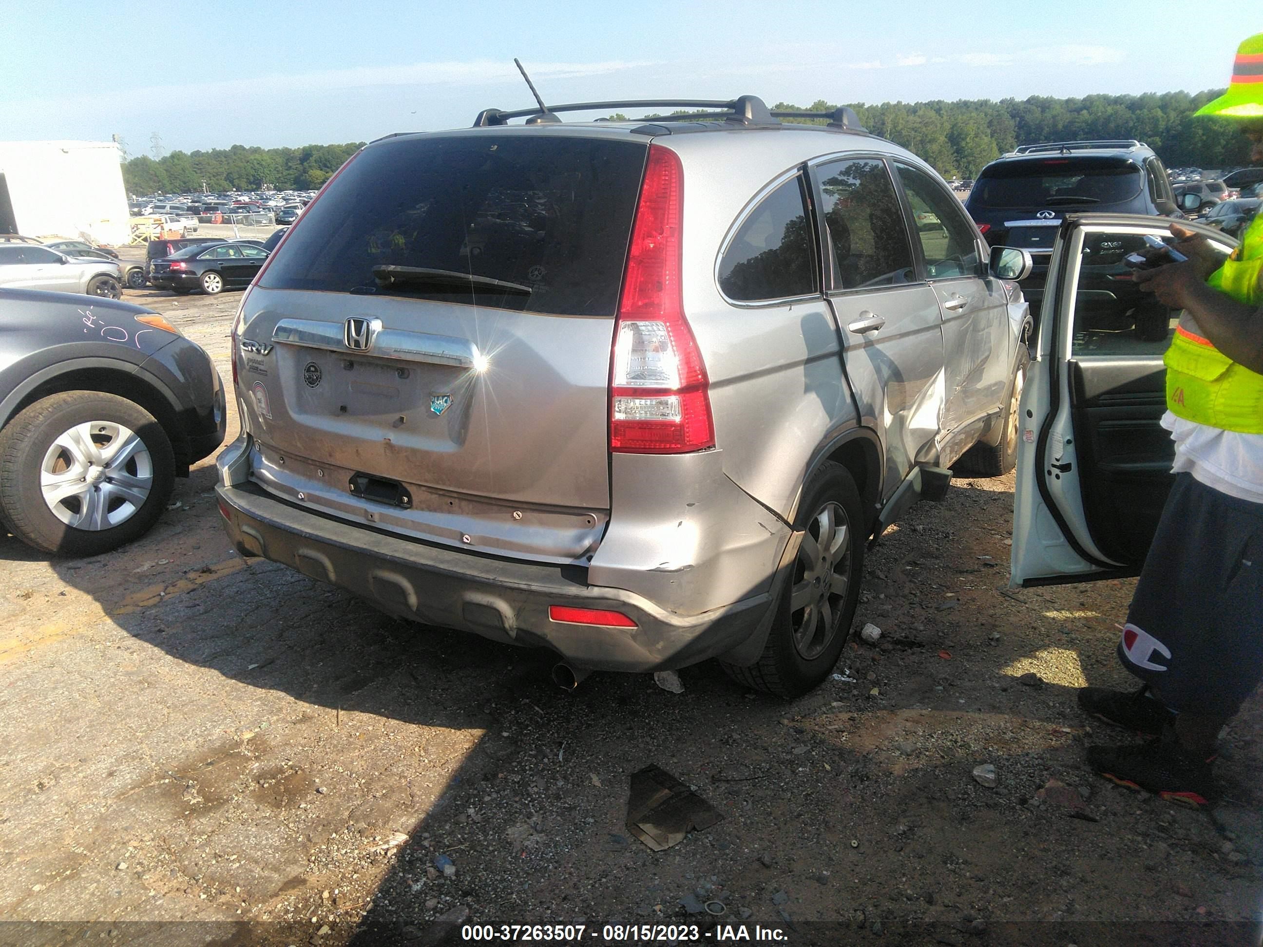 Photo 3 VIN: JHLRE48767C056411 - HONDA CR-V 