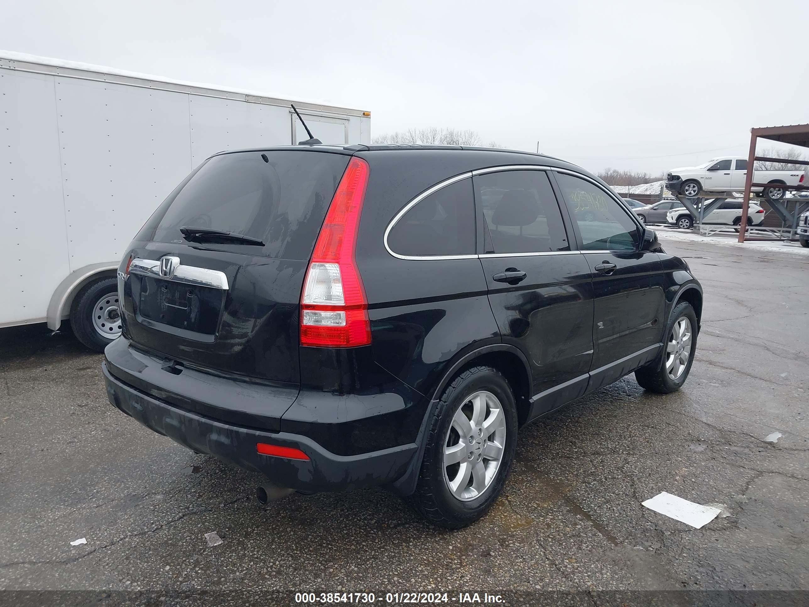 Photo 3 VIN: JHLRE48778C060324 - HONDA CR-V 