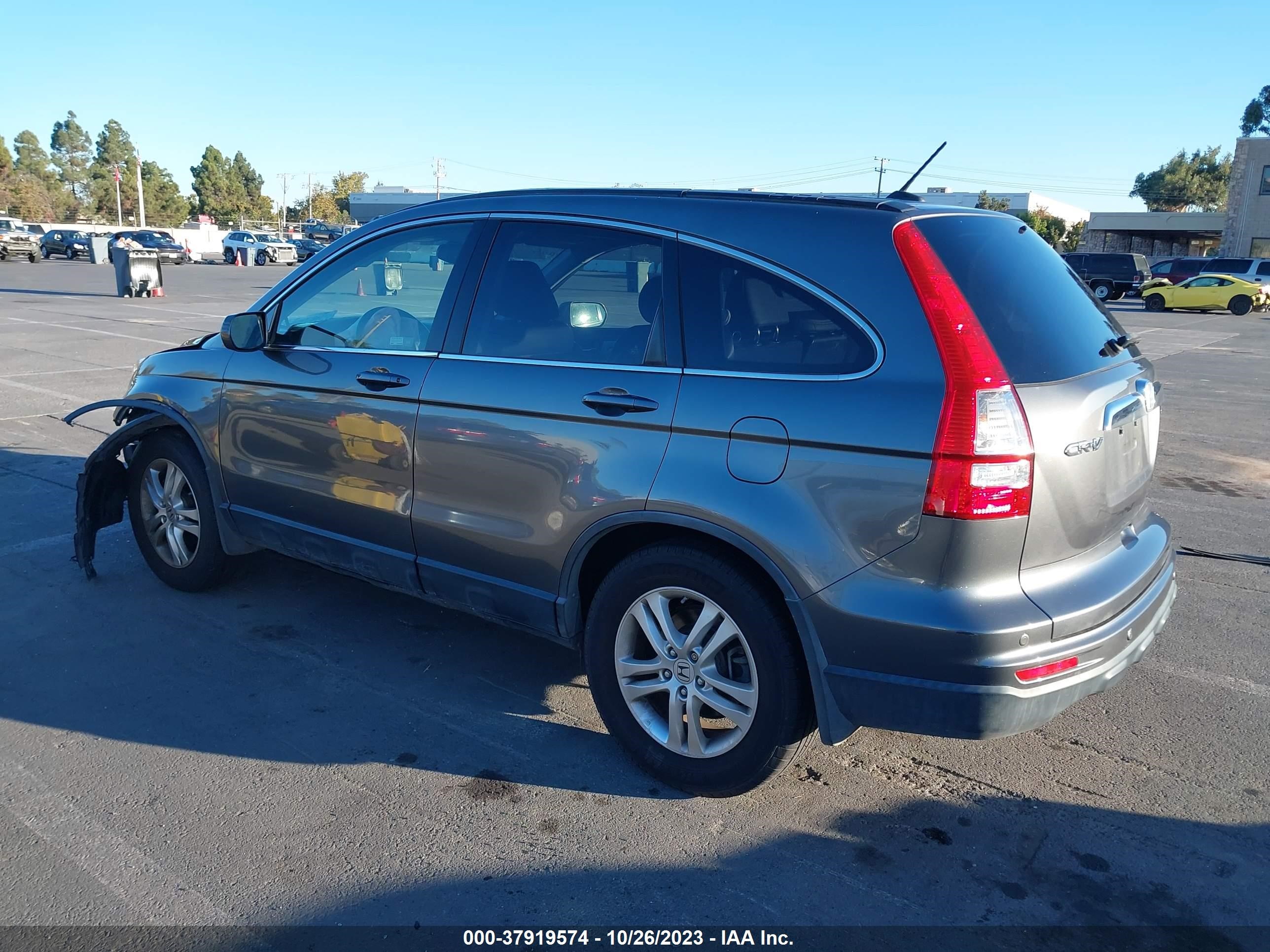 Photo 2 VIN: JHLRE4H75BC026079 - HONDA CR-V 