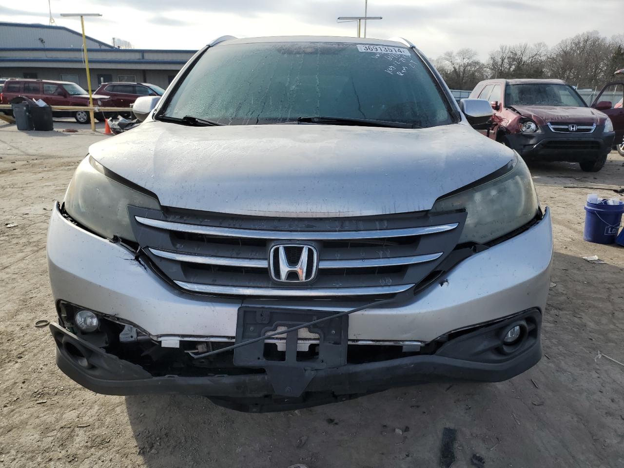 Photo 4 VIN: JHLRM3H76CC006096 - HONDA CR-V 