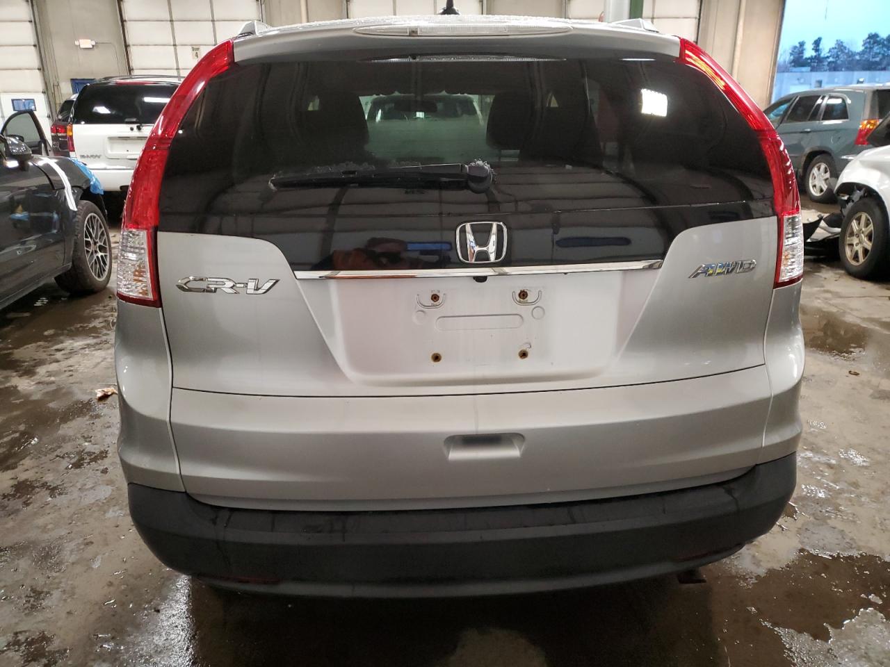 Photo 5 VIN: JHLRM4H75CC015295 - HONDA CR-V 