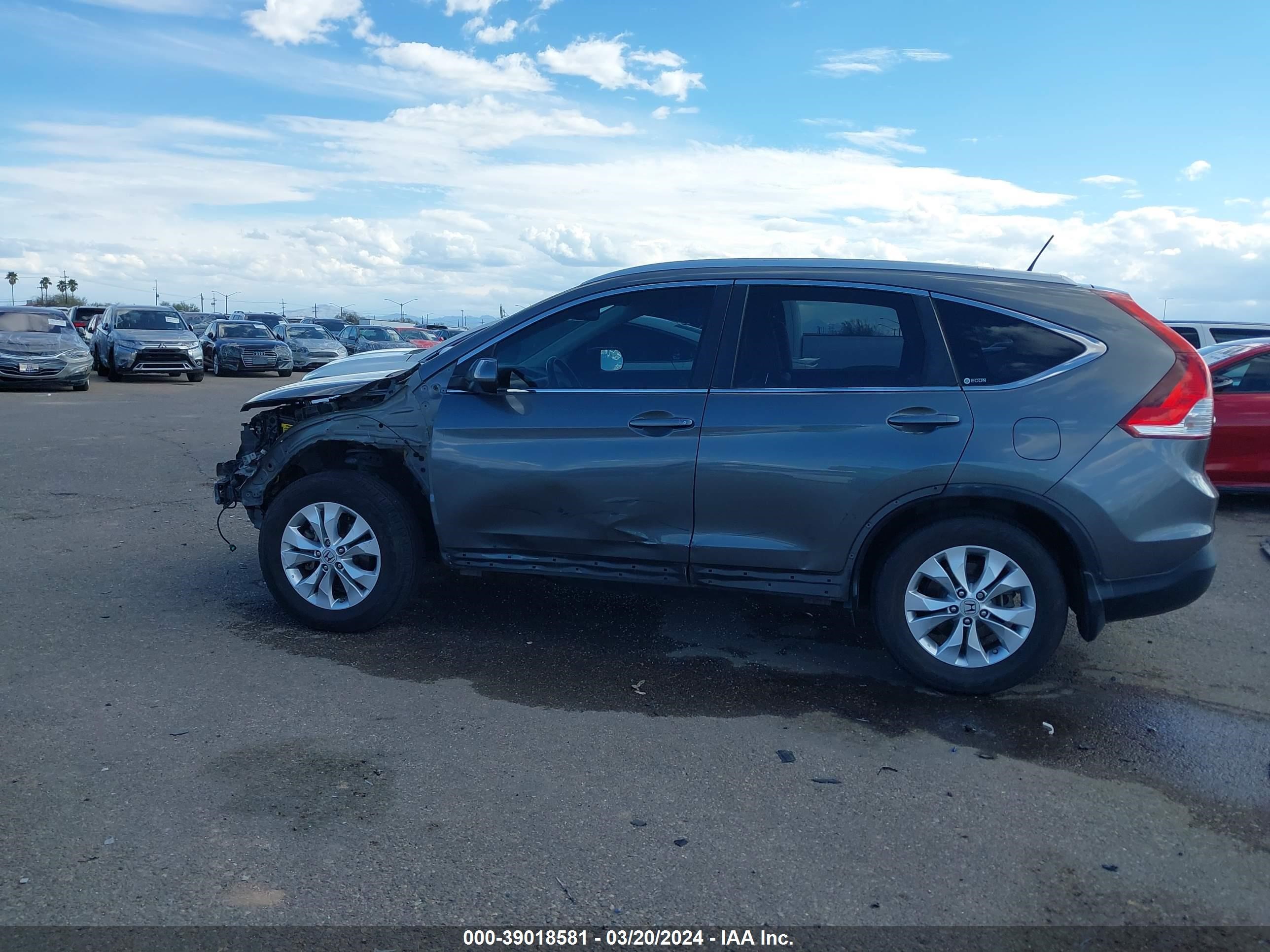 Photo 14 VIN: JHLRM4H77CC017310 - HONDA CR-V 