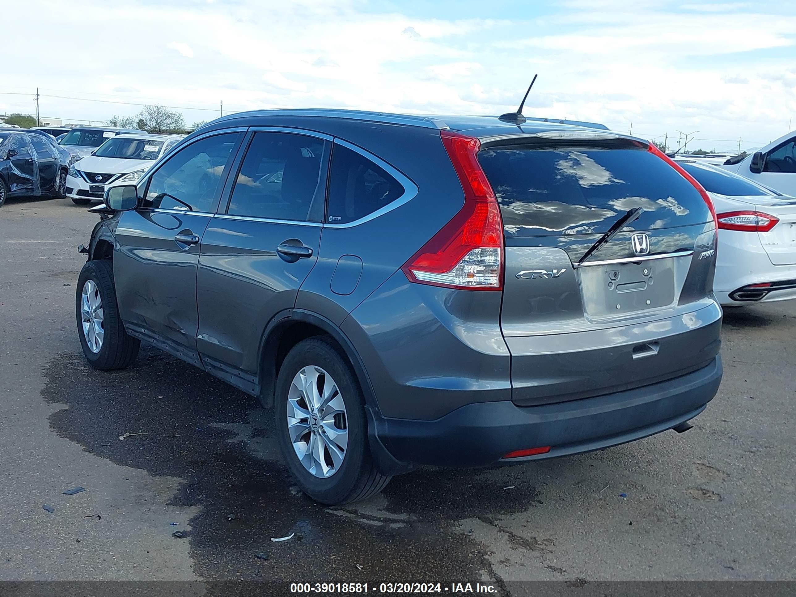 Photo 2 VIN: JHLRM4H77CC017310 - HONDA CR-V 