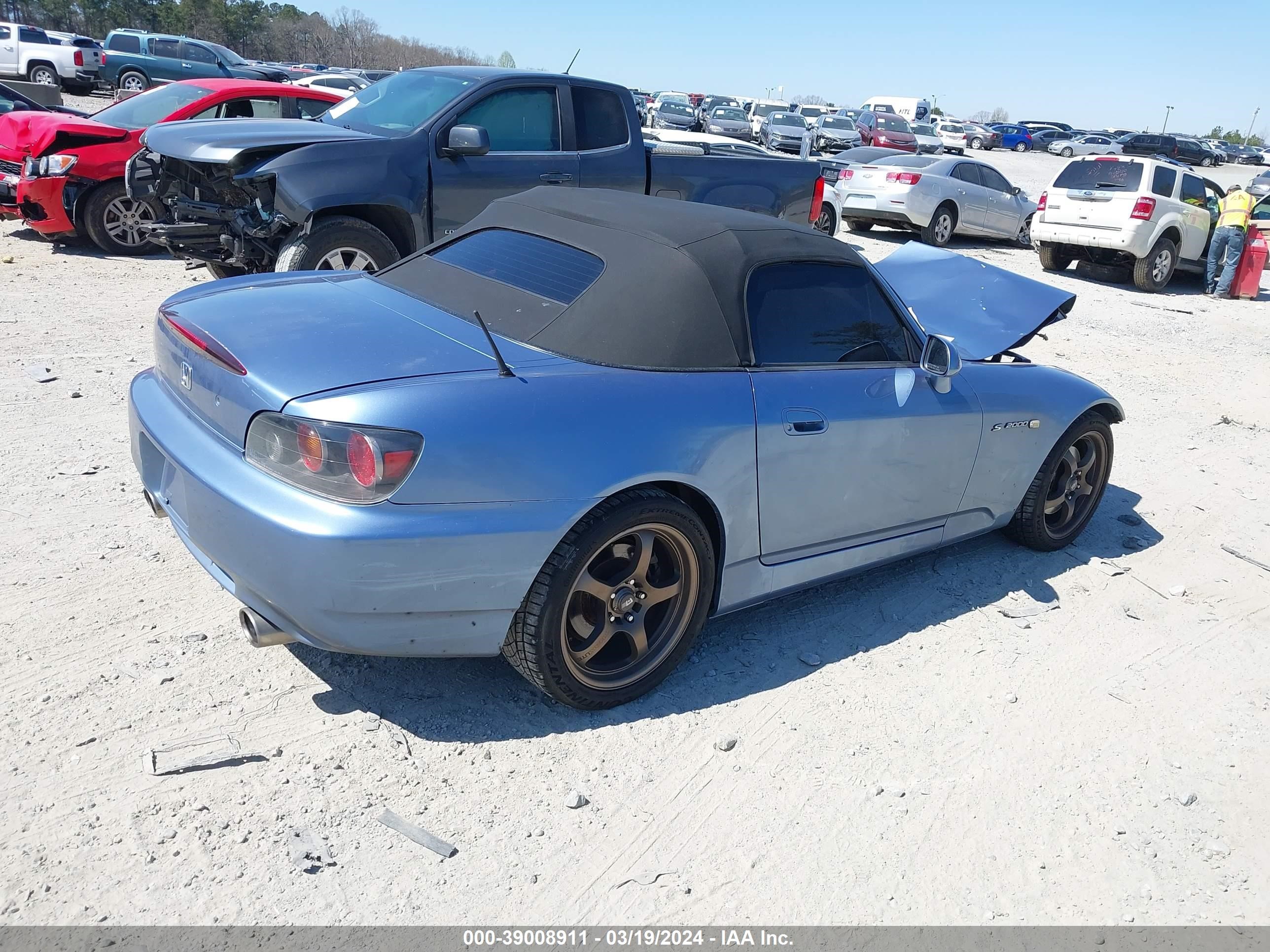 Photo 3 VIN: JHMAP214X4T005853 - HONDA S2000 