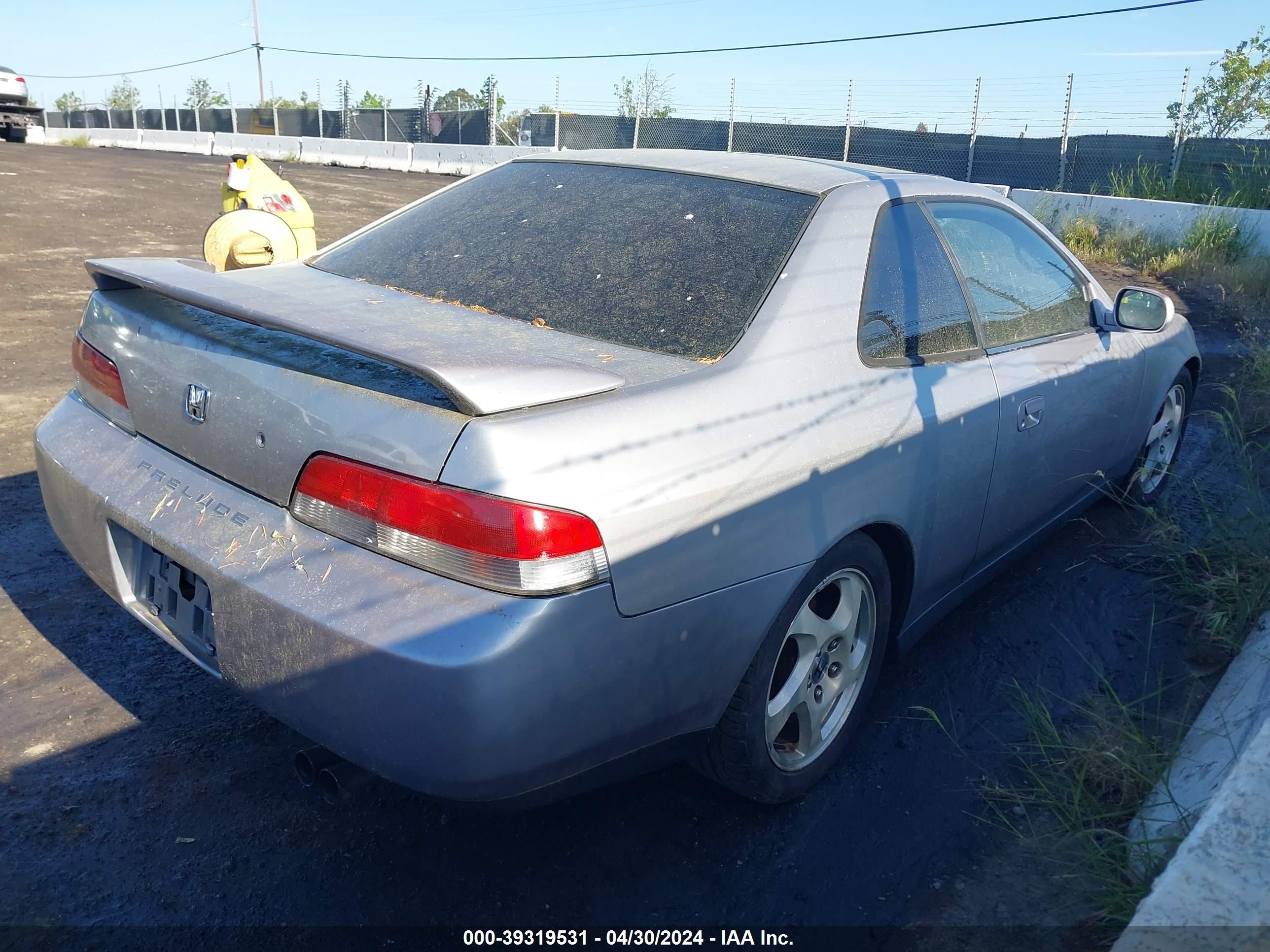 Photo 3 VIN: JHMBB6143WC015041 - HONDA PRELUDE 