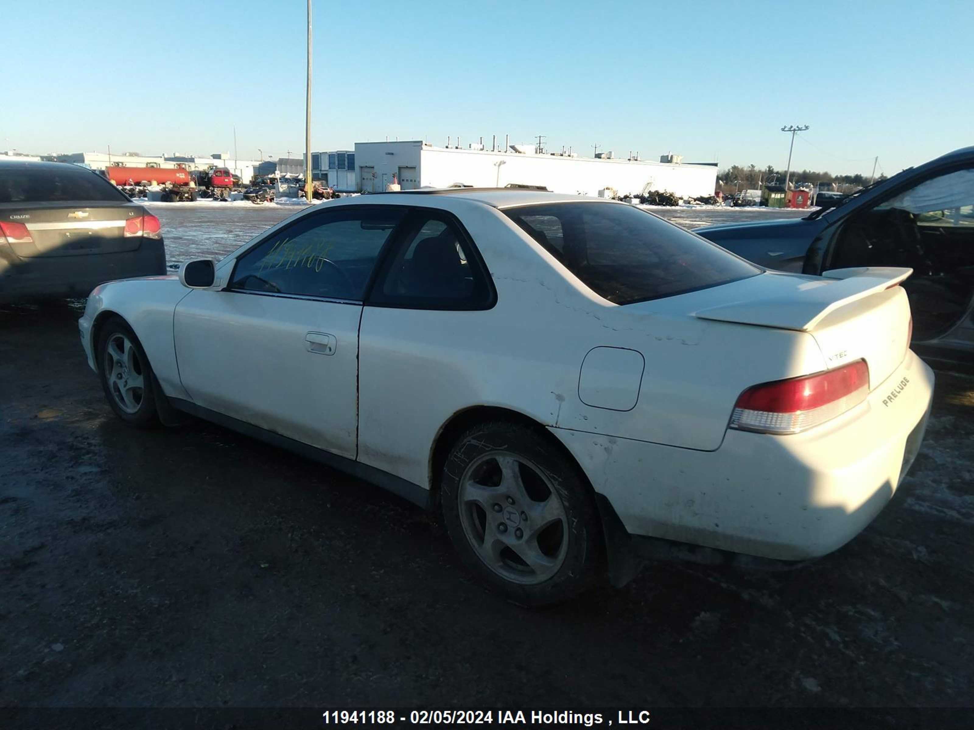 Photo 2 VIN: JHMBB6248XC800445 - HONDA PRELUDE 