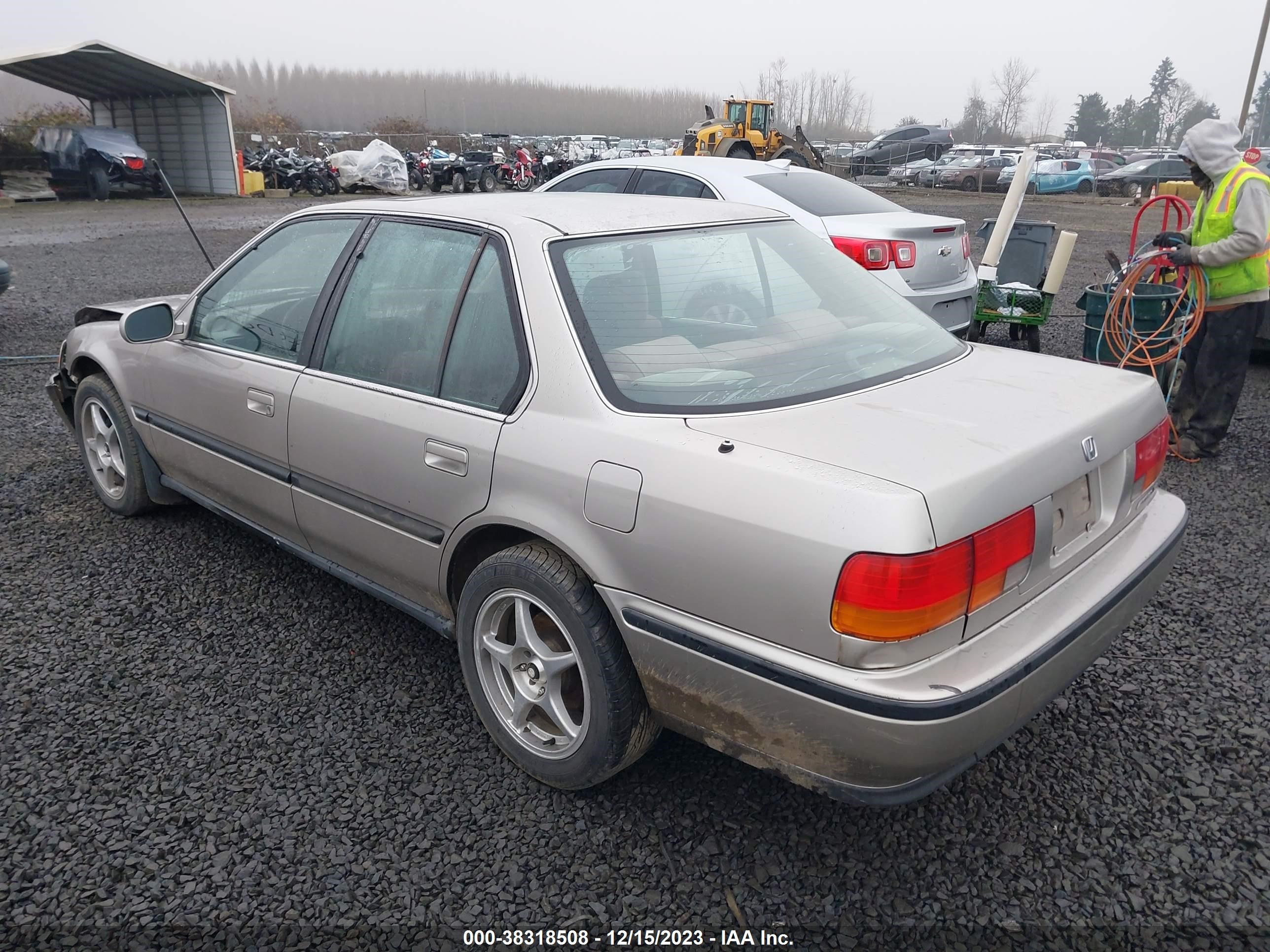 Photo 2 VIN: JHMCB7577PC050634 - HONDA ACCORD 