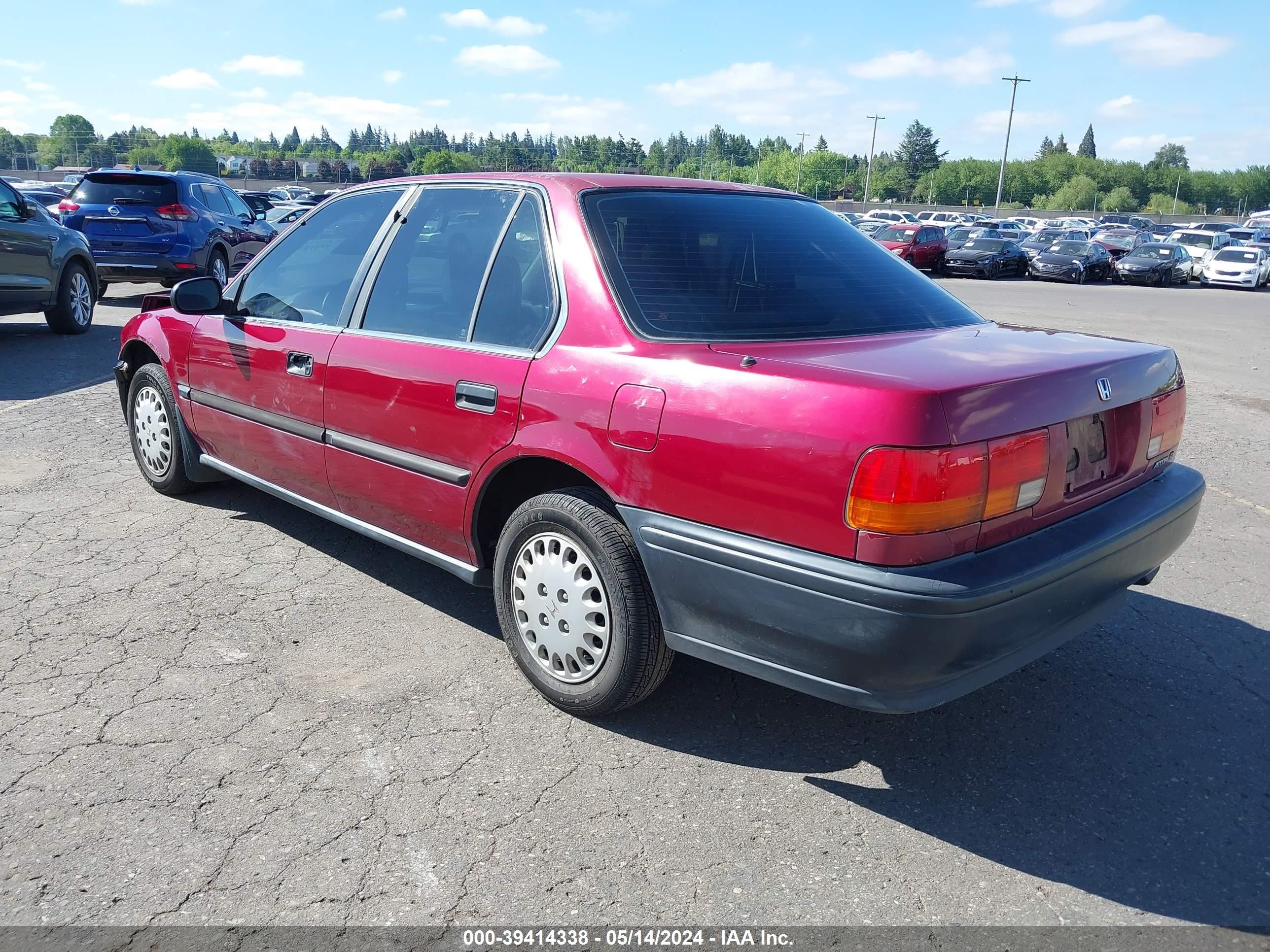 Photo 2 VIN: JHMCB7646NC046916 - HONDA ACCORD 